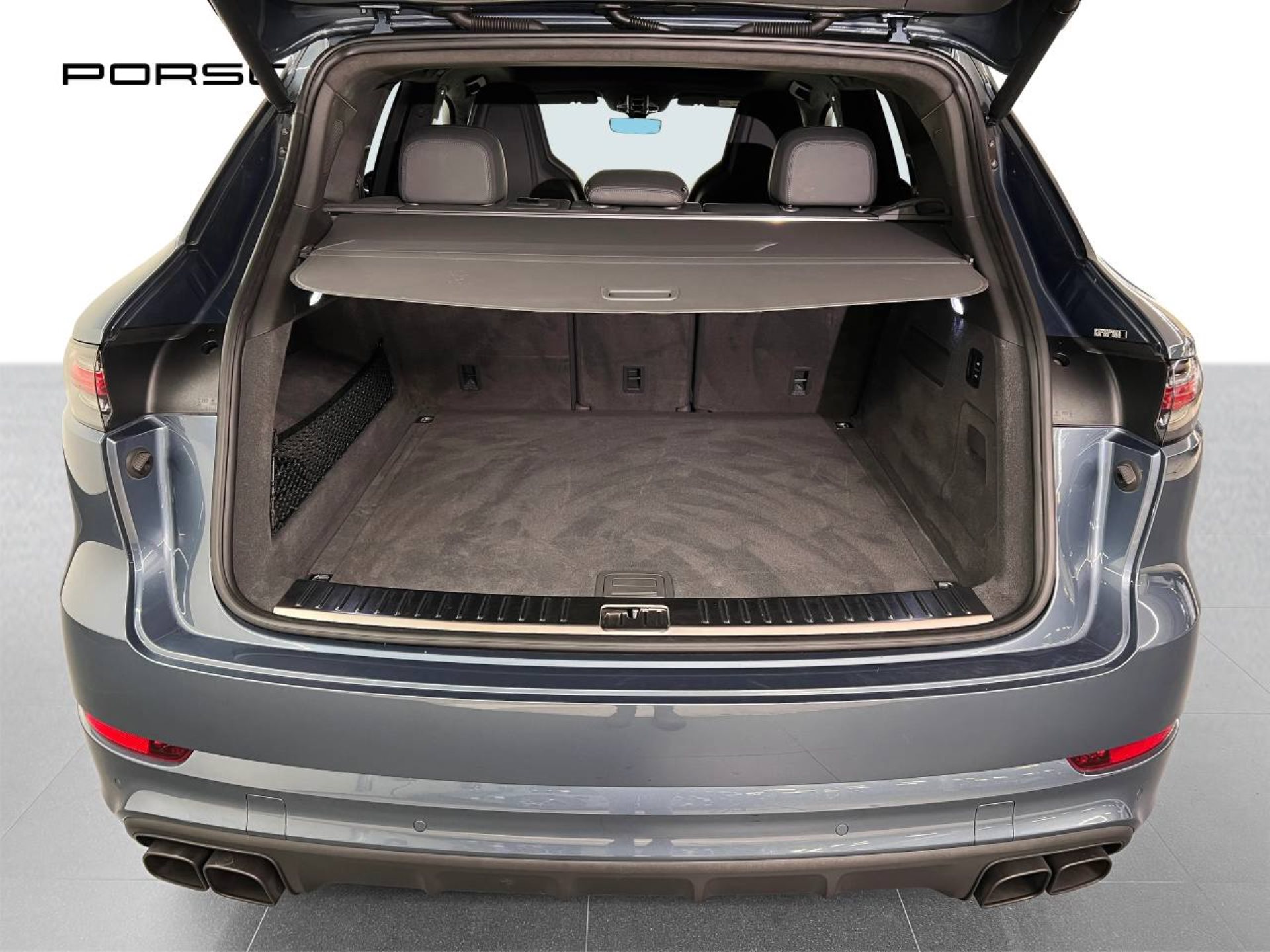 PORSCHE Cayenne Turbo-image-13