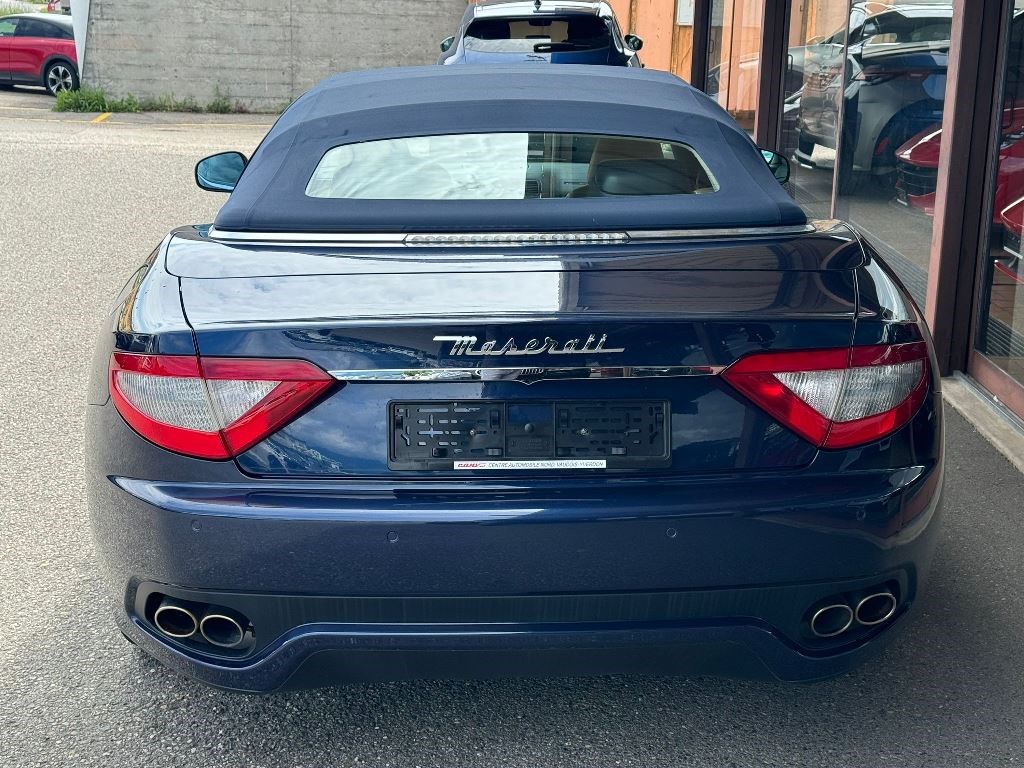 MASERATI GRANCABRIO-image-11