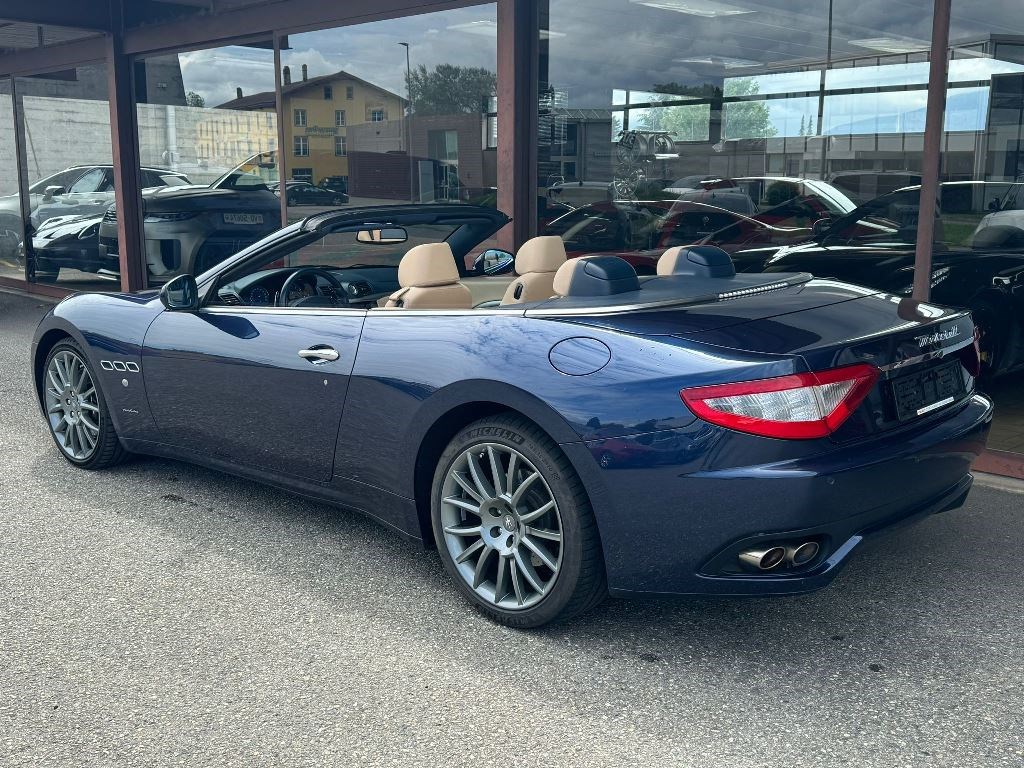 MASERATI GRANCABRIO-image-3