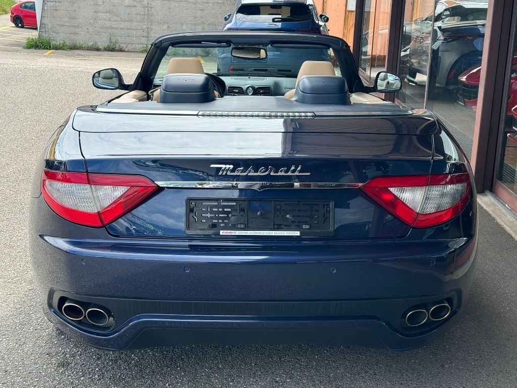 MASERATI GRANCABRIO-image-4