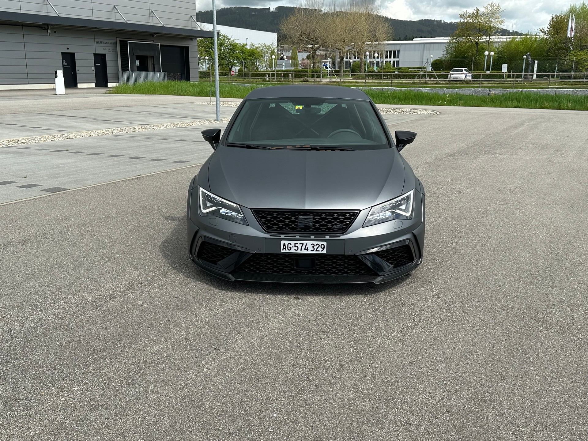 SEAT Leon 2.0 TSI Cupra R DSG-image-2