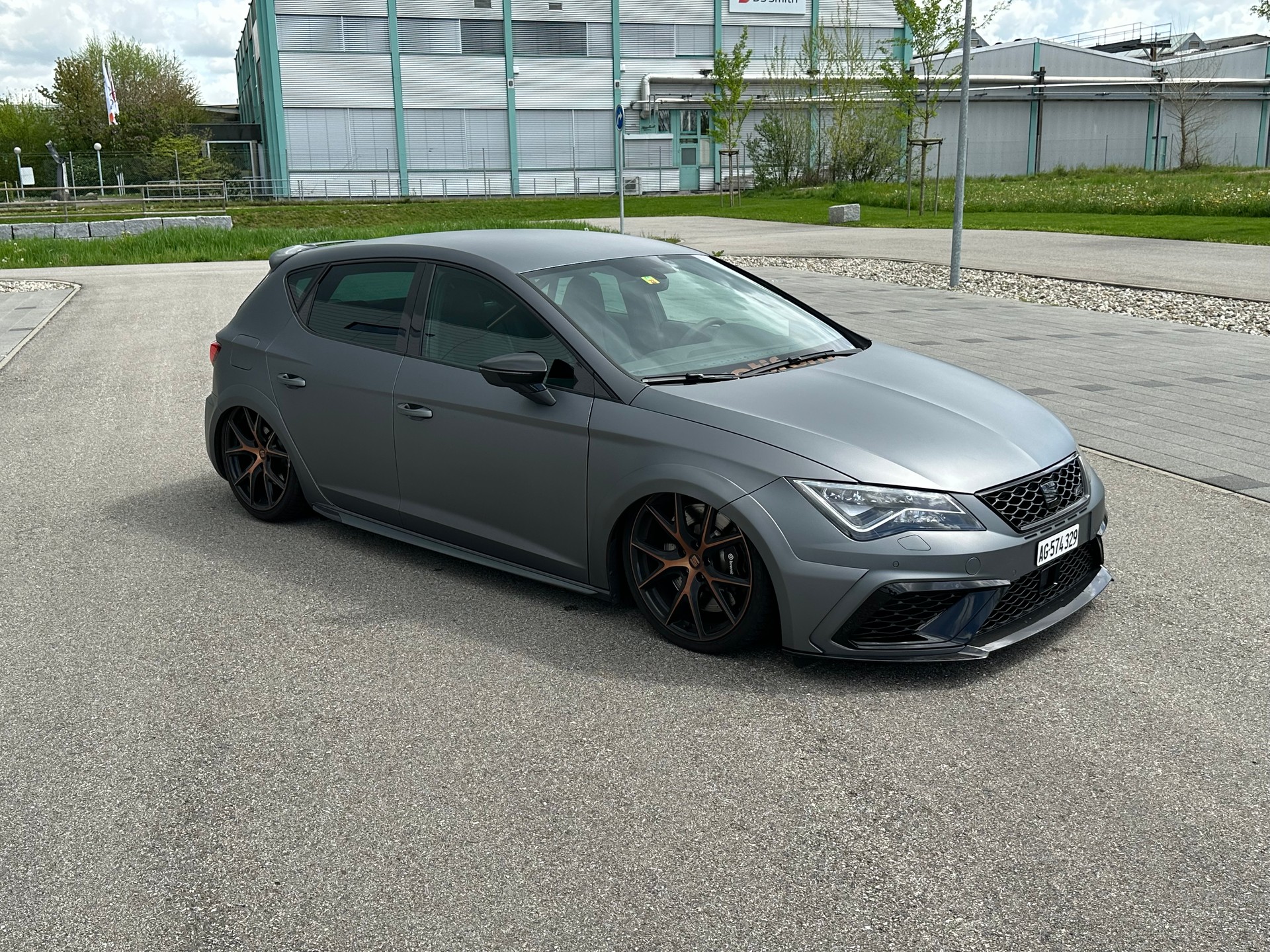 SEAT Leon 2.0 TSI Cupra R DSG-image-9