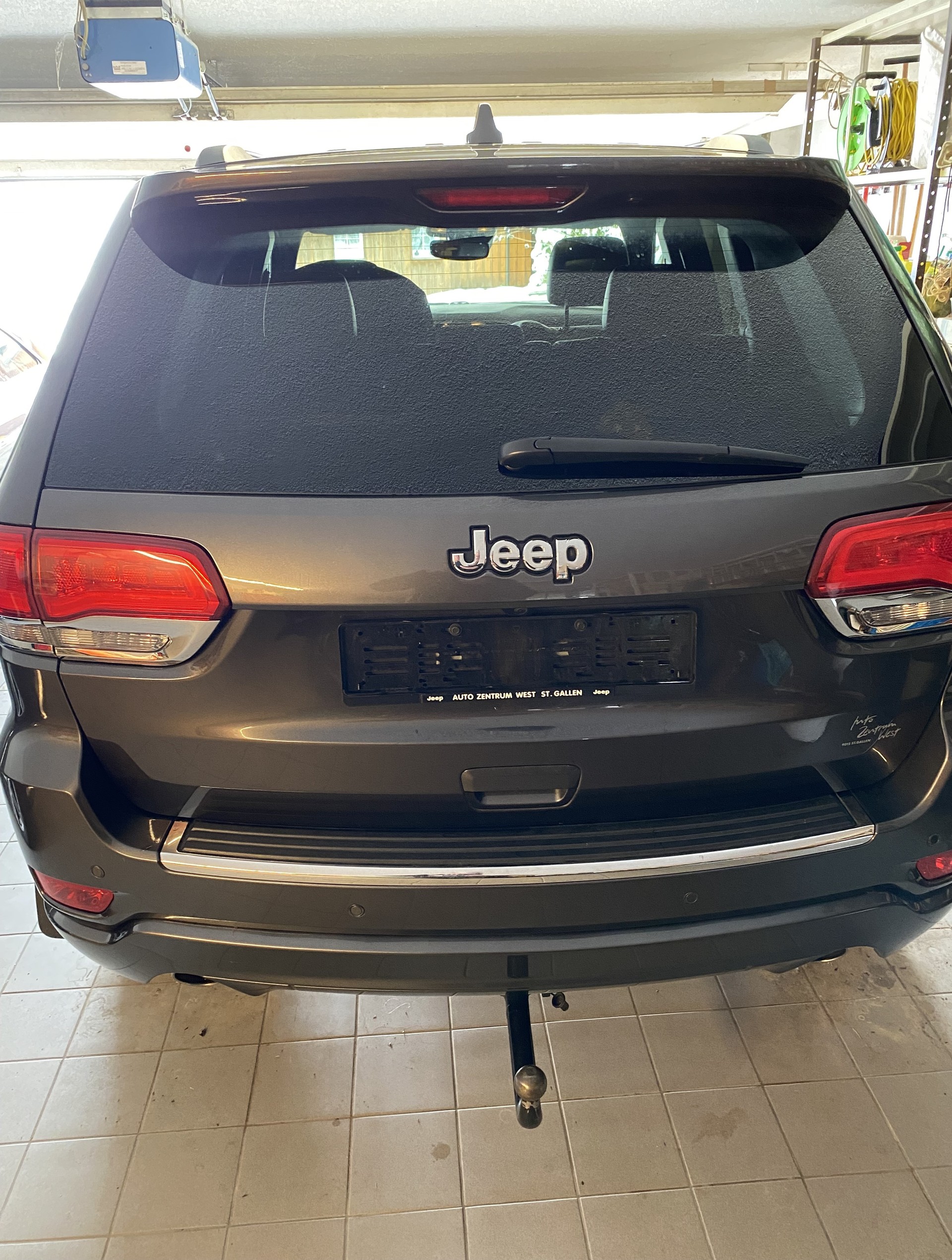 JEEP Grand Cherokee 3.0 CRD Overland Automatic-image-17