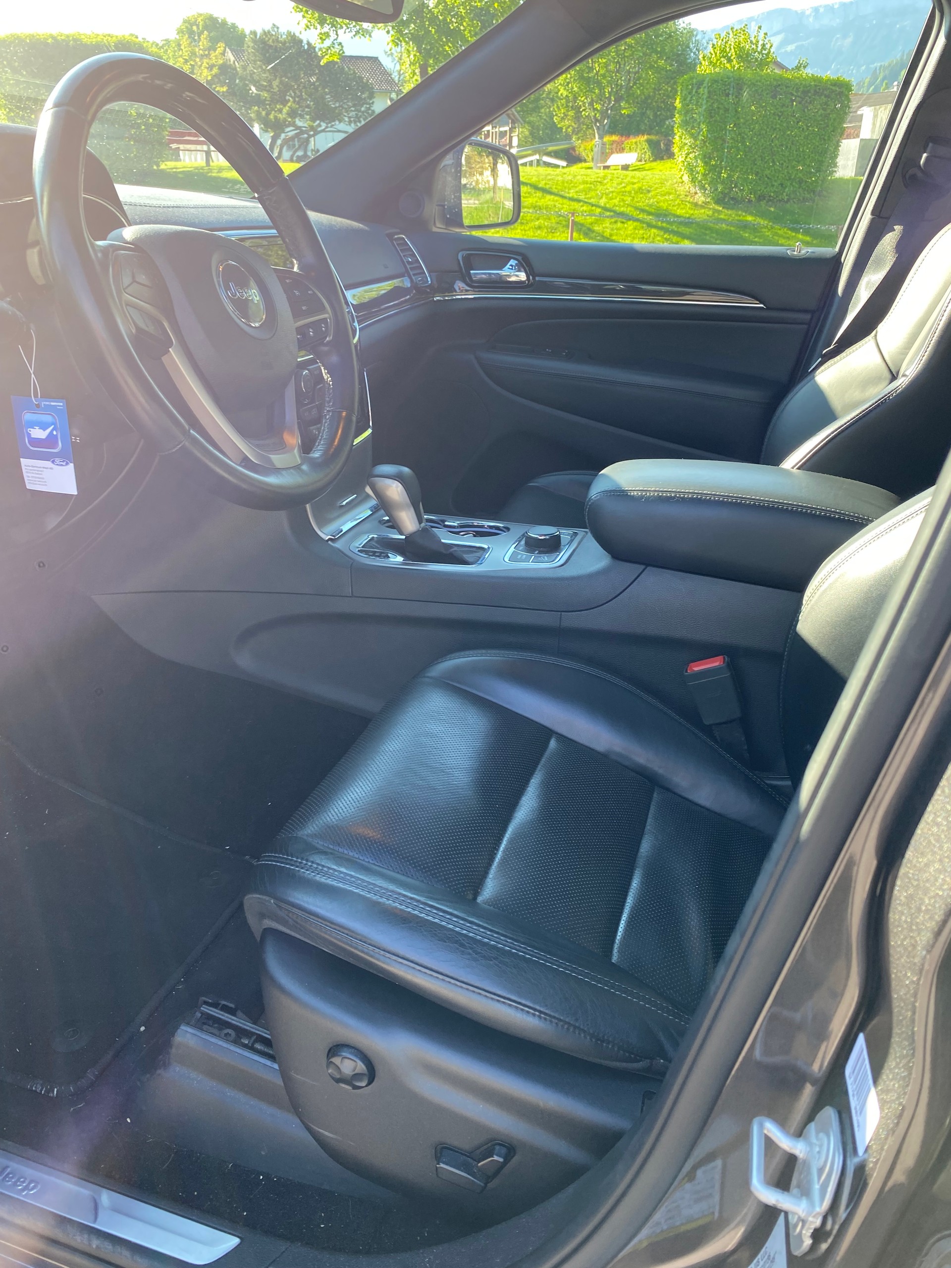 JEEP Grand Cherokee 3.0 CRD Overland Automatic-image-15