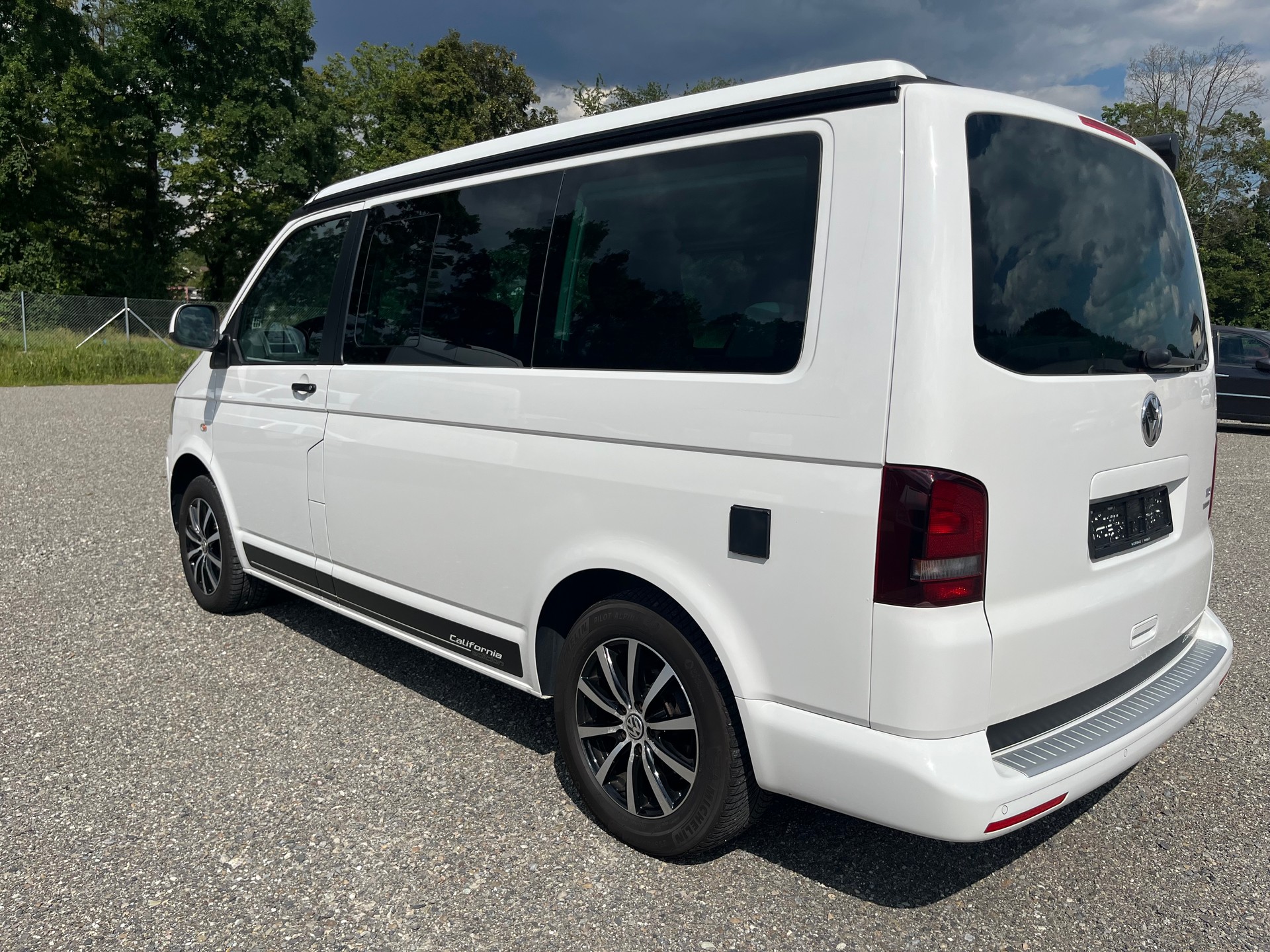 VW T5 California 2.0 Bi-TDI Beach Edition 4Motion DSG-image-3