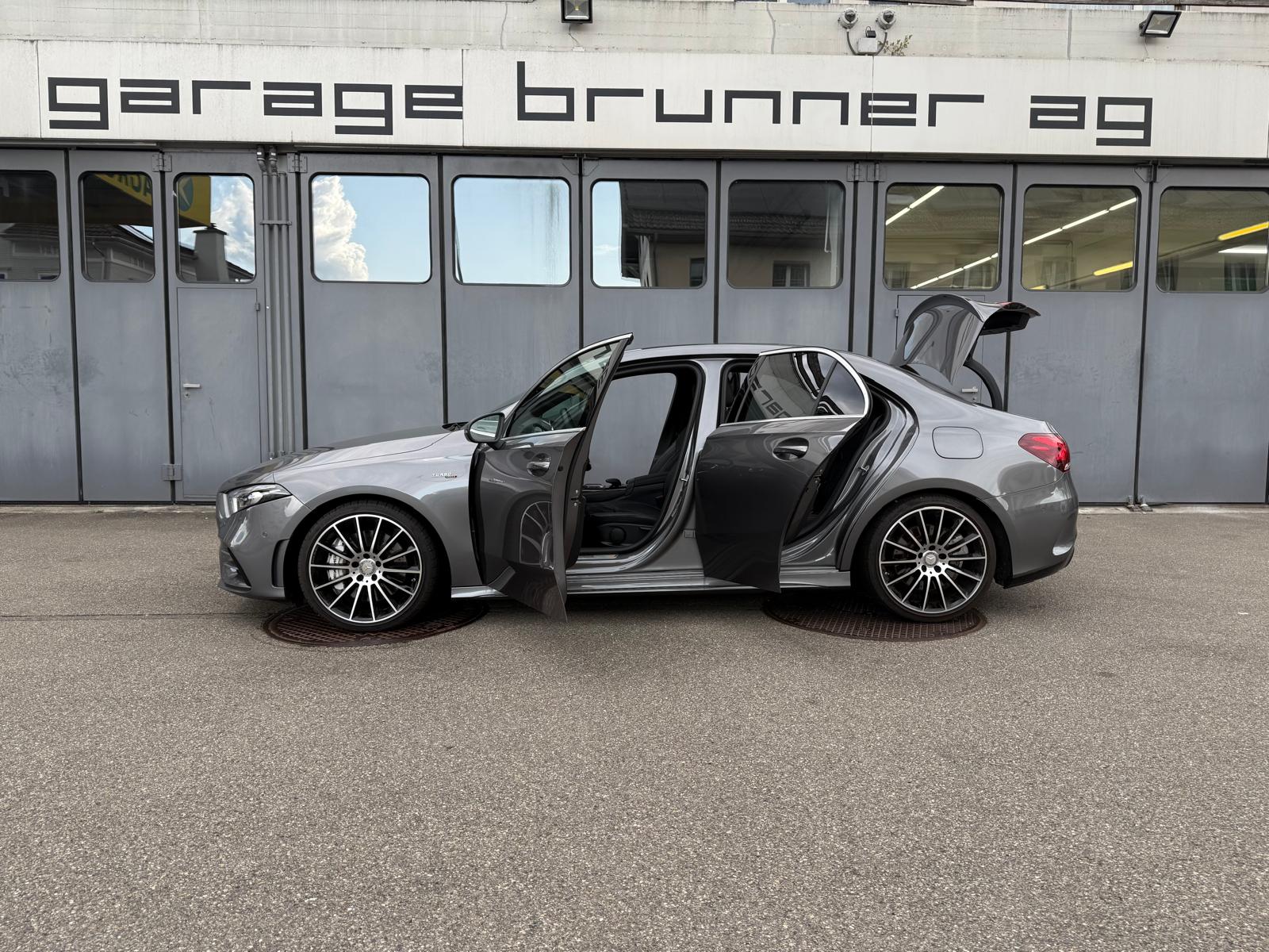 MERCEDES-BENZ A 35 AMG 4Matic Speedshift-image-9