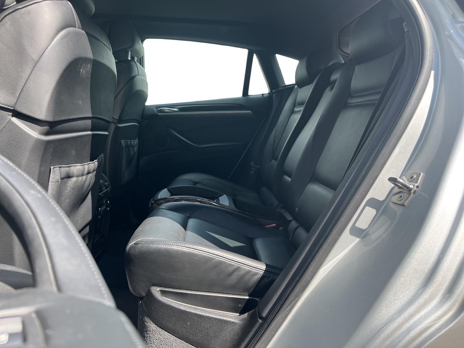 BMW X6 xDrive 50i Steptronic-image-12