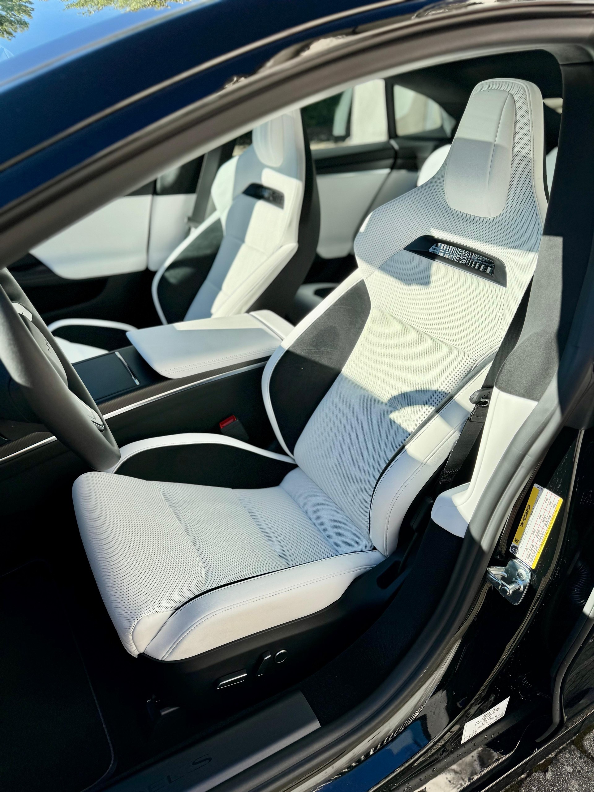 TESLA Model S Plaid (modèle 2025 !)-image-3