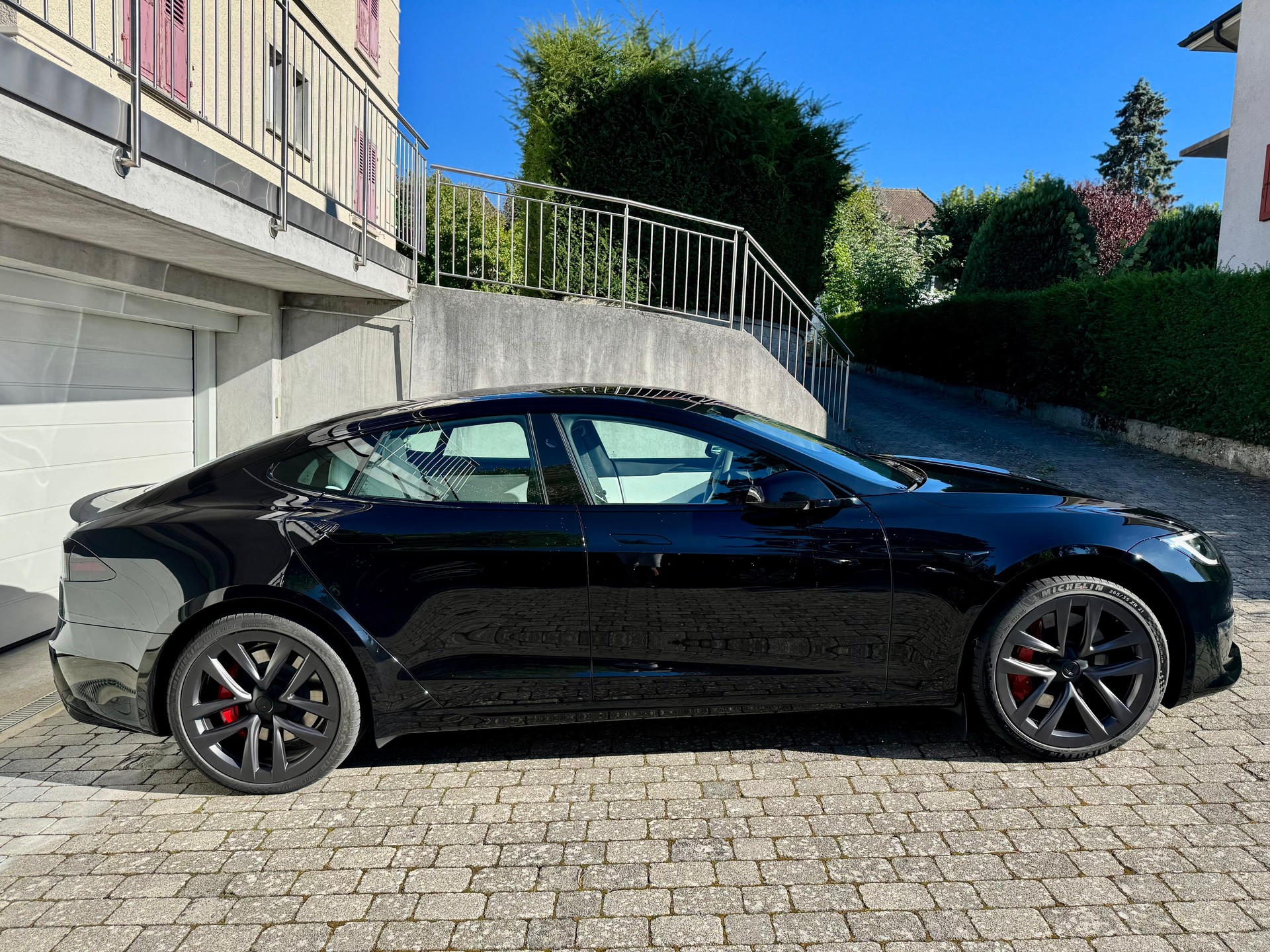TESLA Model S Plaid (modèle 2025 !)-image-1