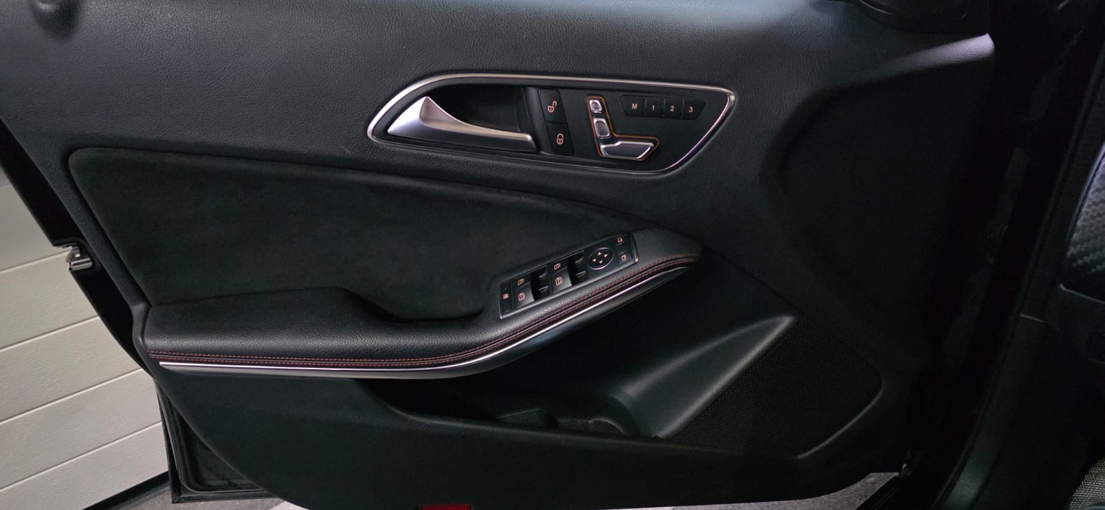 MERCEDES-BENZ A 220 AMG Line 4Matic 7G-DCT *CH-Fahrzeug* **Frisch ab MFK**-image-21