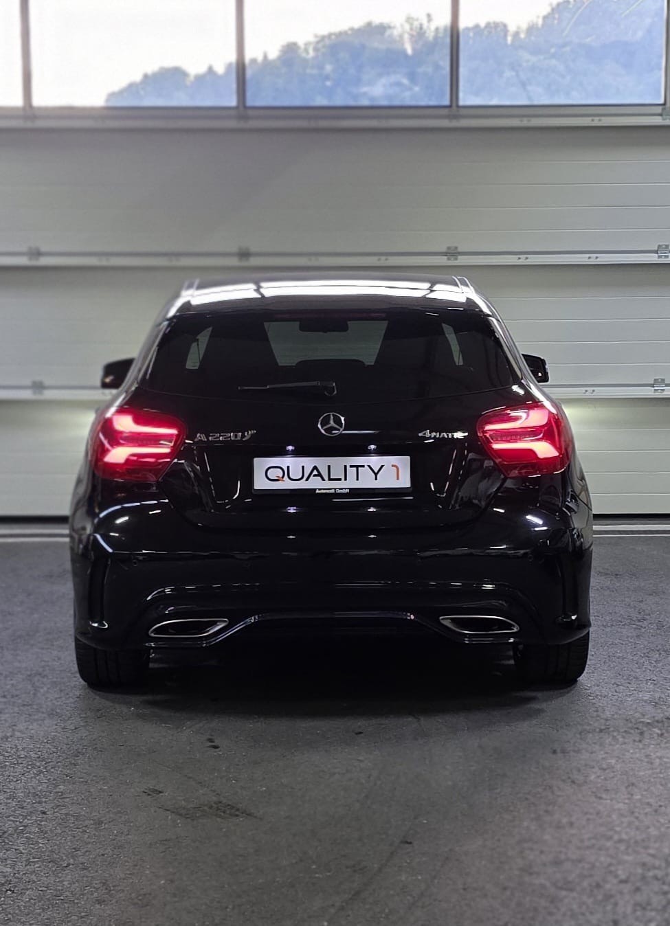 MERCEDES-BENZ A 220 AMG Line 4Matic 7G-DCT *CH-Fahrzeug* **Frisch ab MFK**-image-3
