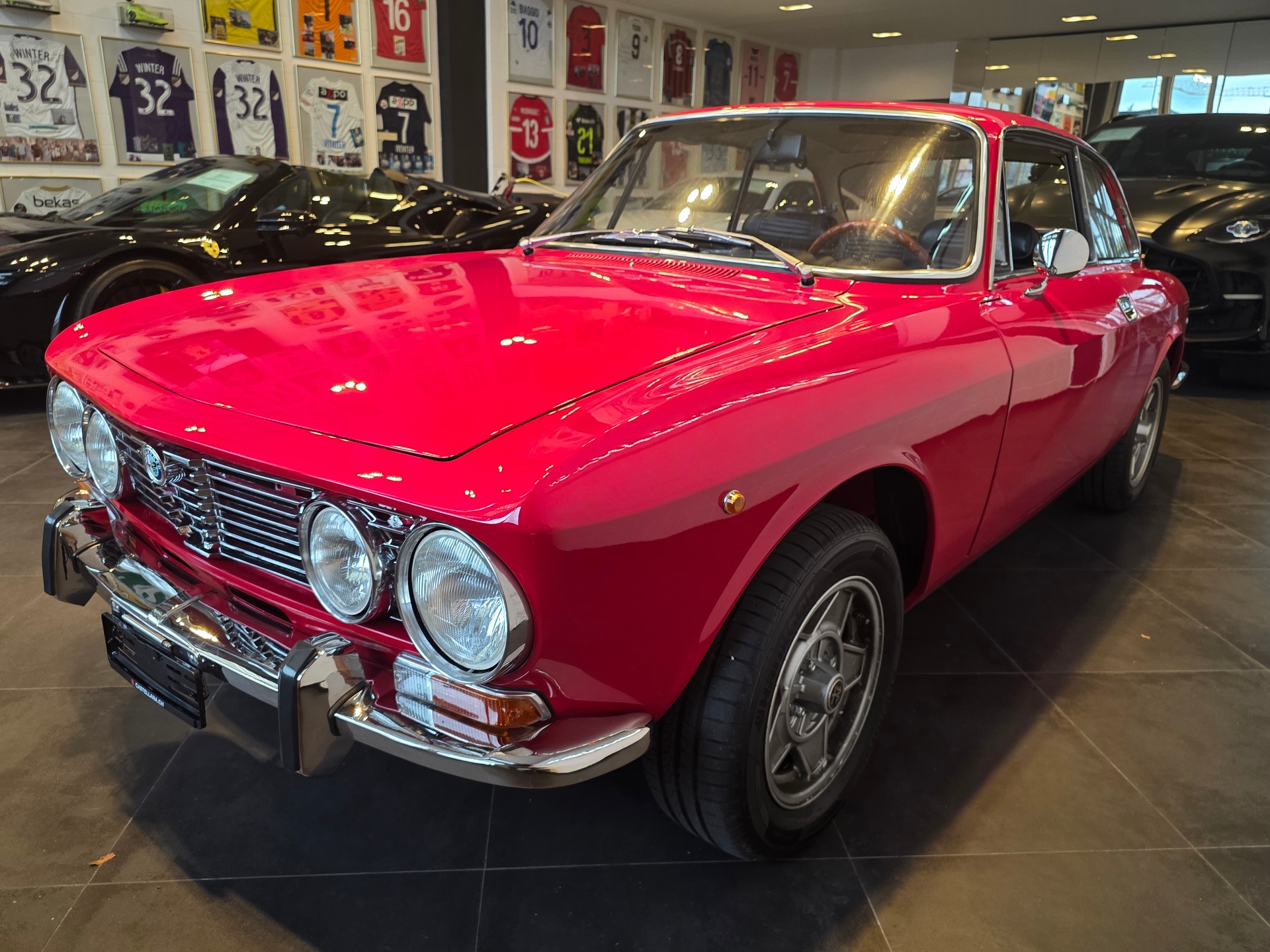 ALFA ROMEO 2000-image-2
