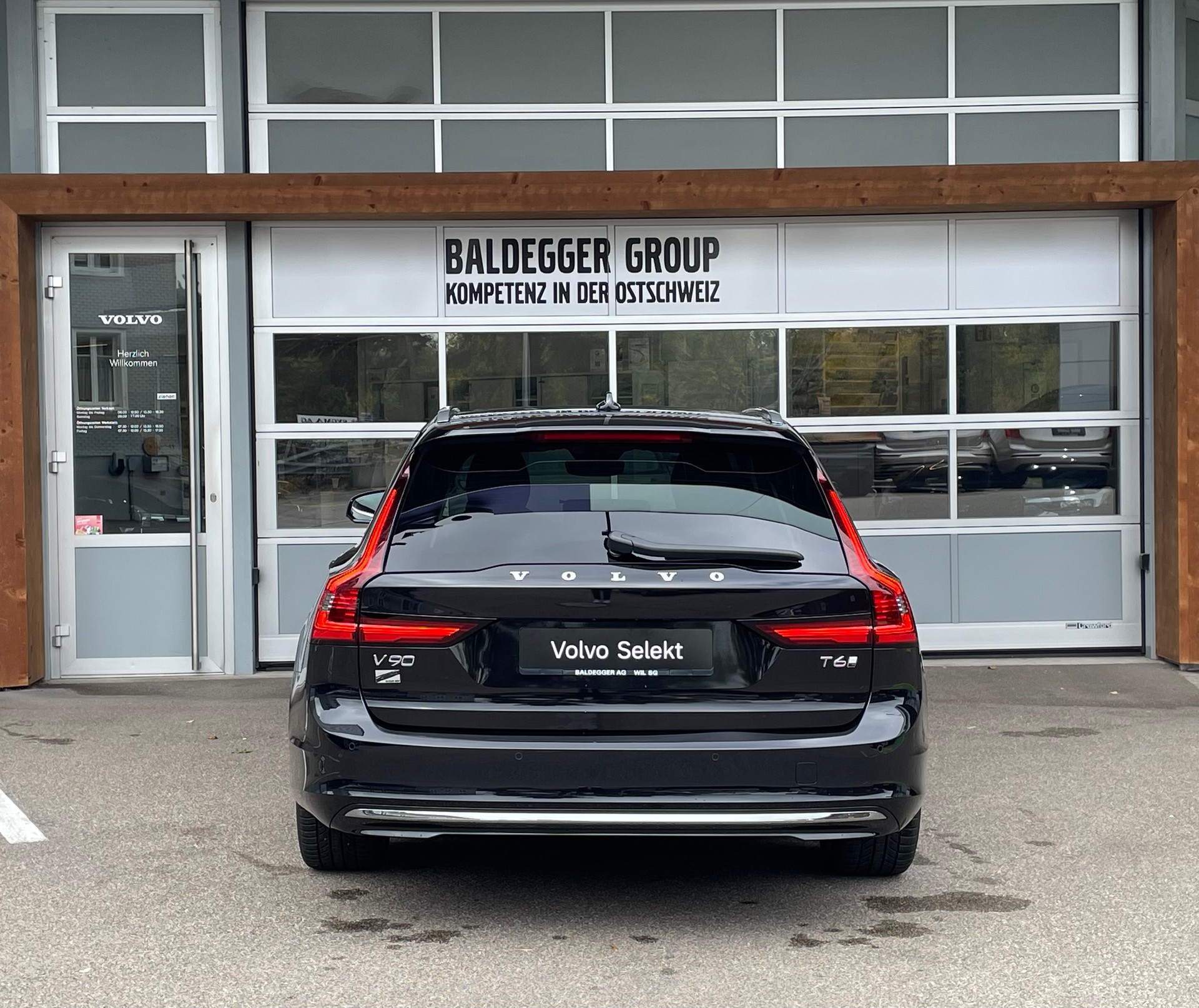 VOLVO V90 2.0 T6 TE Ultra Bright eAW-image-9