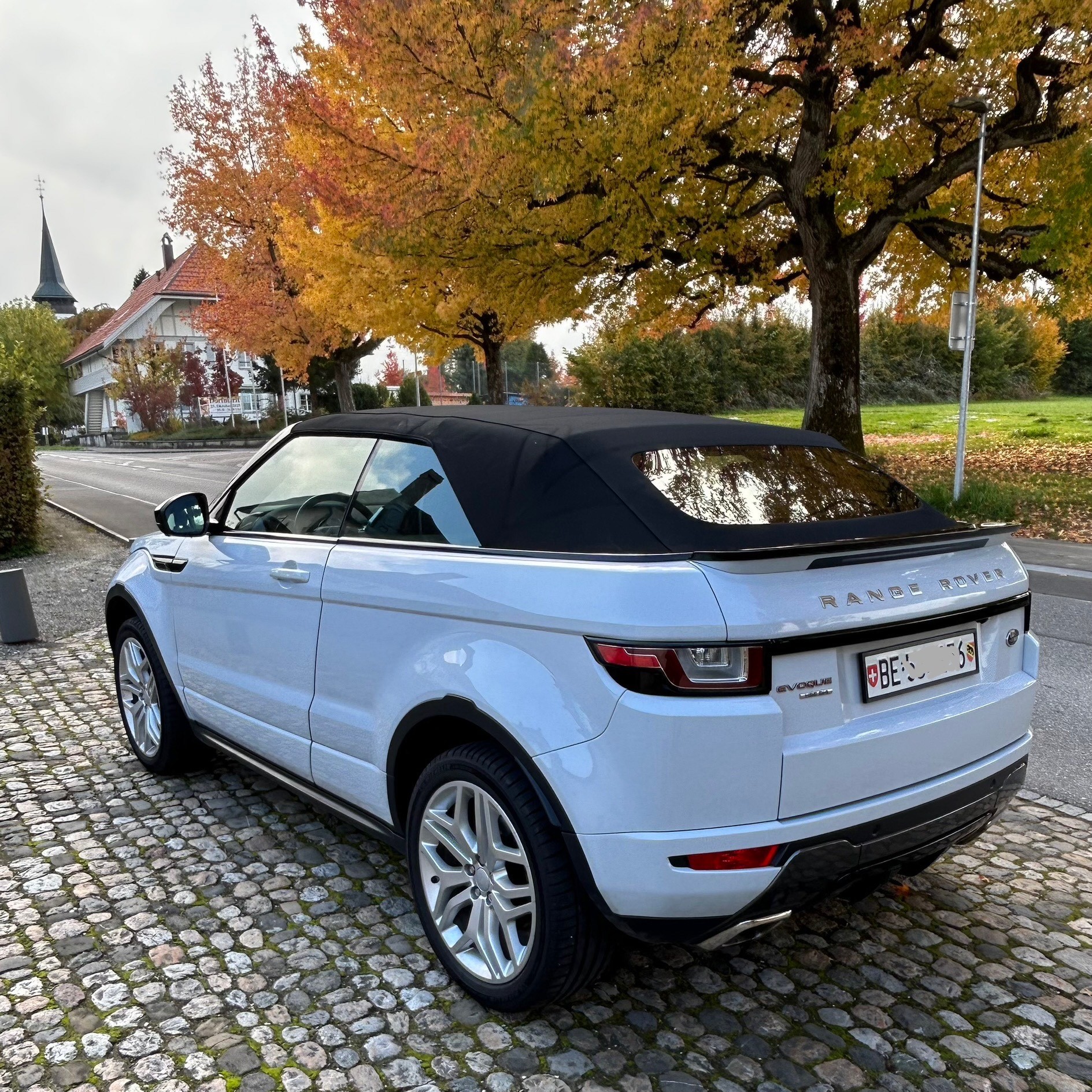 LAND ROVER Range Rover Evoque HSE Cabriolet white metallic !-image-4