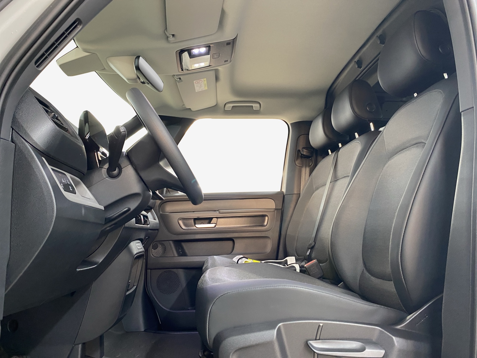 VW ID. Buzz Cargo Pure-image-7