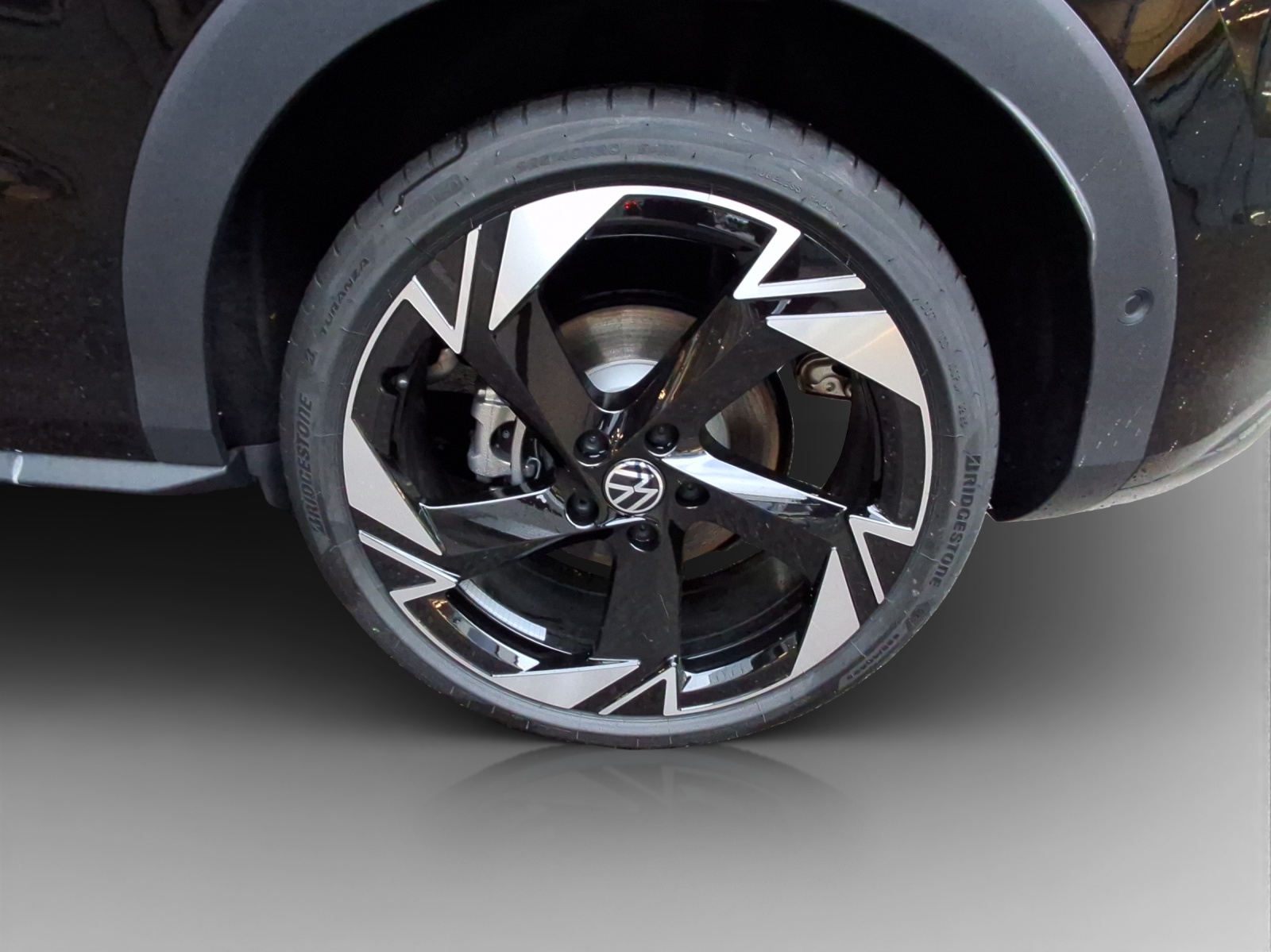 VW T-Roc 1.5 eTSI mHEV R-Line DSG-image-13