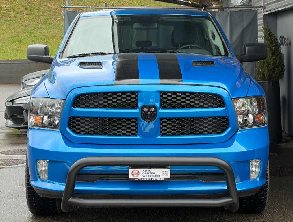 DODGE RAM 1500 Classic 5.7 HEMI 4x4-image-0
