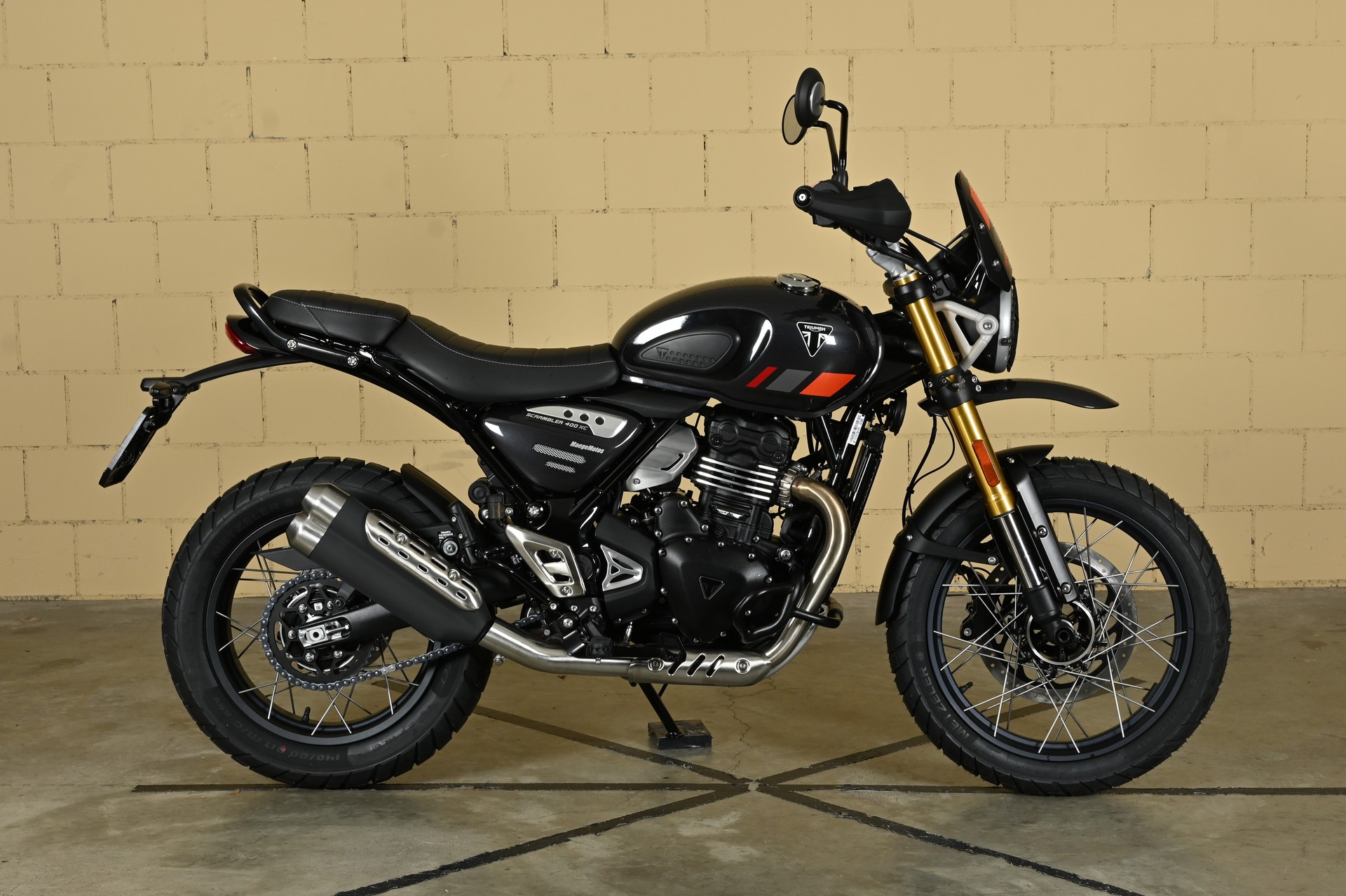 TRIUMPH Scrambler 400 X