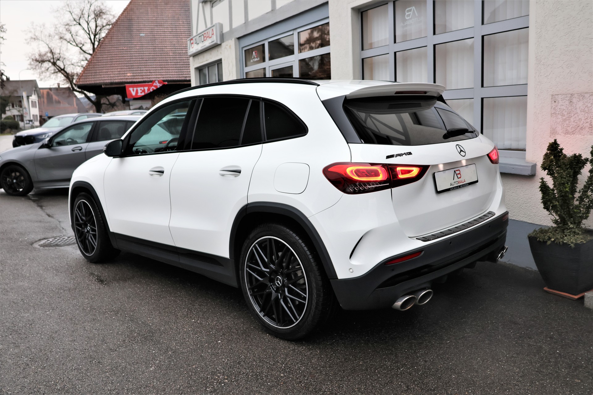 MERCEDES-BENZ GLA 35 AMG 4Matic 8G-Speedshift DCT (CH)-image-5