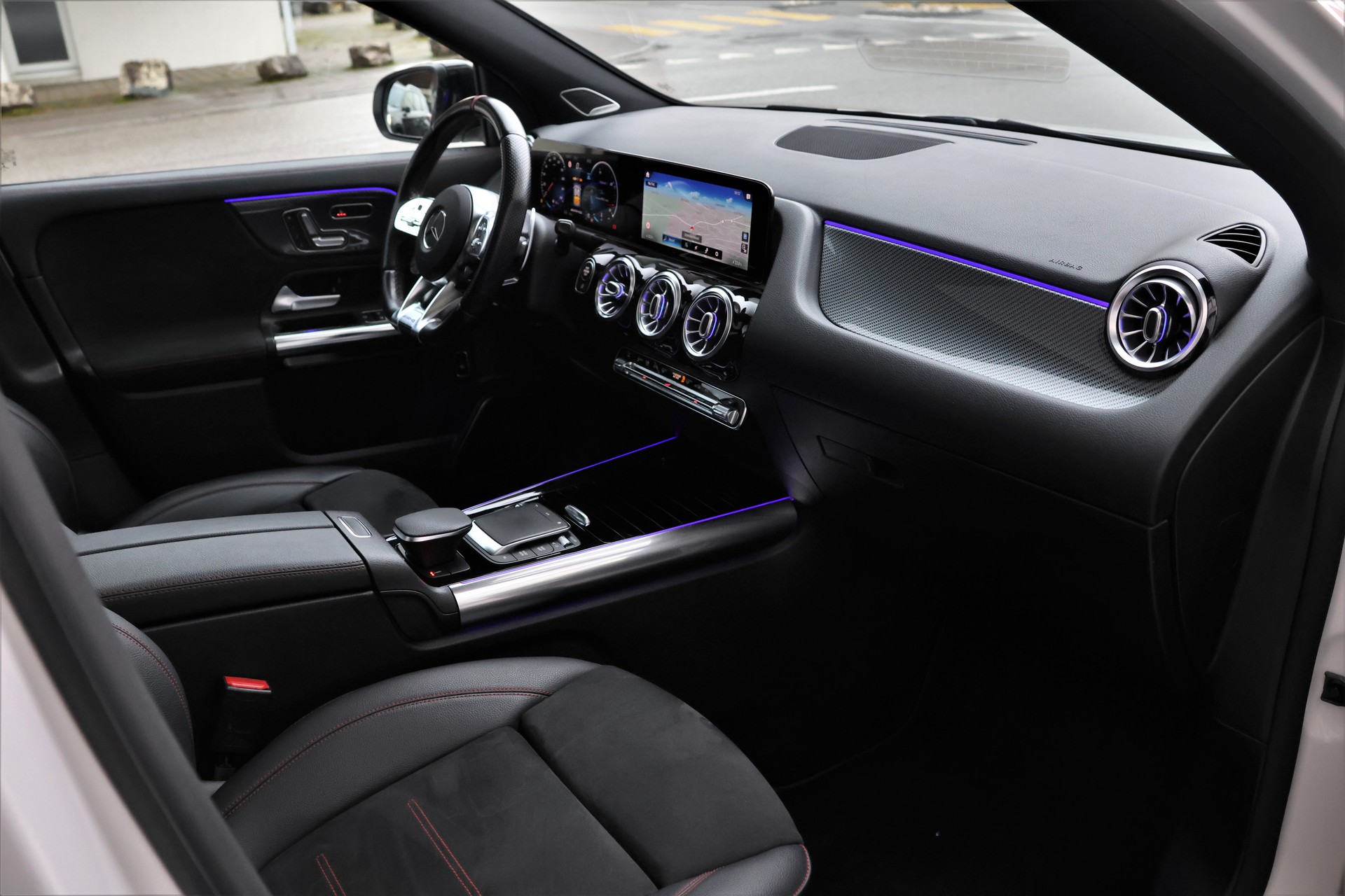 MERCEDES-BENZ GLA 35 AMG 4Matic 8G-Speedshift DCT (CH)-image-17