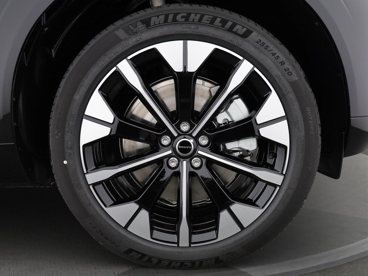 VOLVO XC60 2.0 T6 TE Plus Bright eAWD-image-5