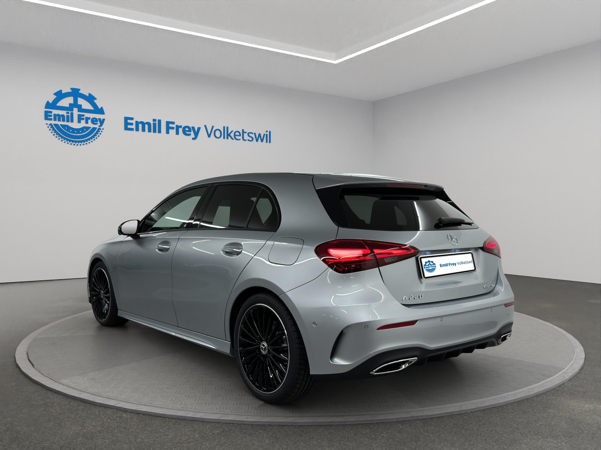 MERCEDES-BENZ A 220 AMG Line 4m-image-2