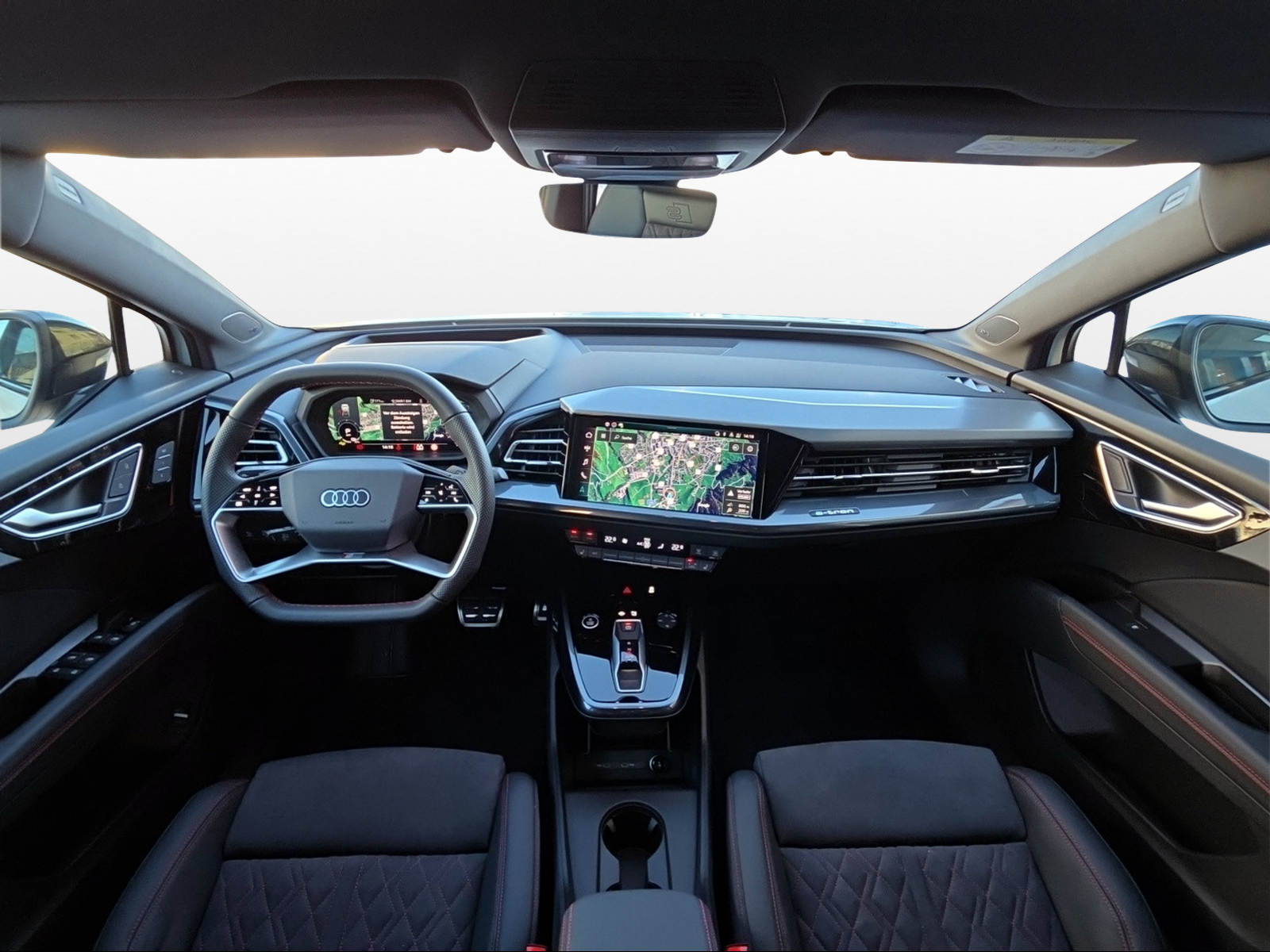 AUDI Q4 e-tron 45 quattro-showroom-element-3