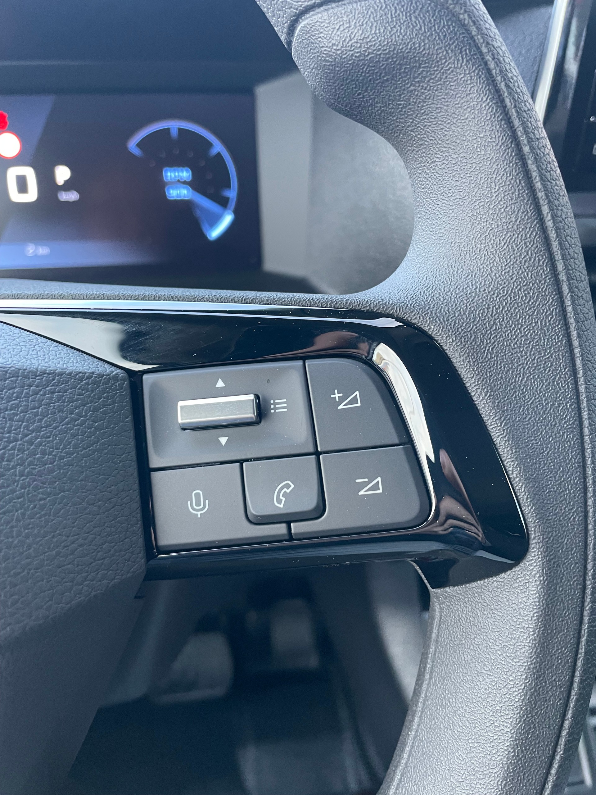 PEUGEOT Expert 2.0 BlueHDi 180 S&S Standard EAT8-image-13