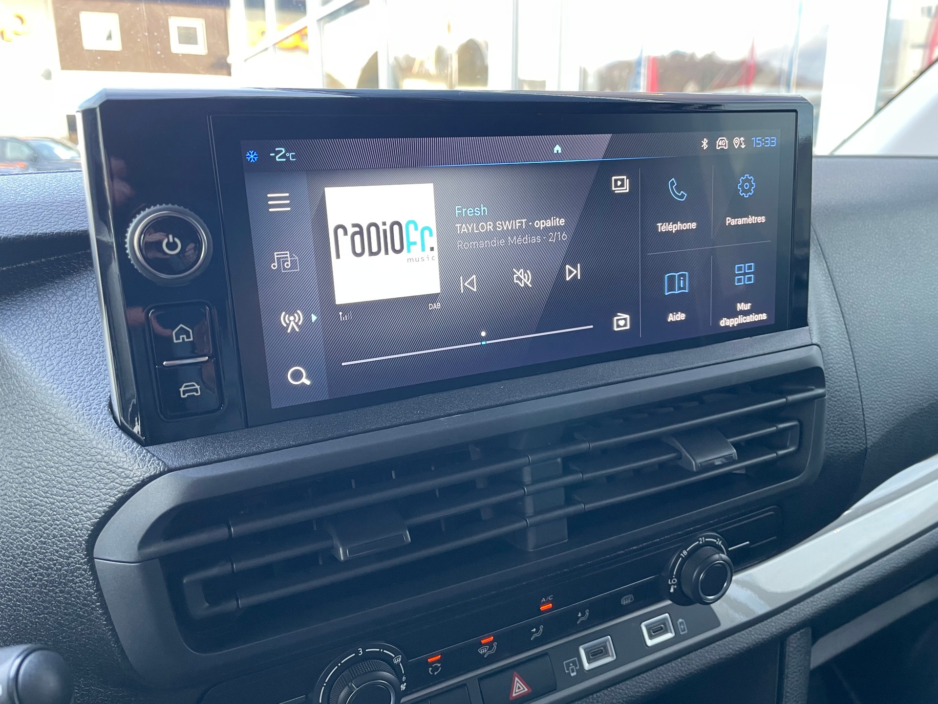 PEUGEOT Expert 2.0 BlueHDi 180 S&S Standard EAT8-image-18
