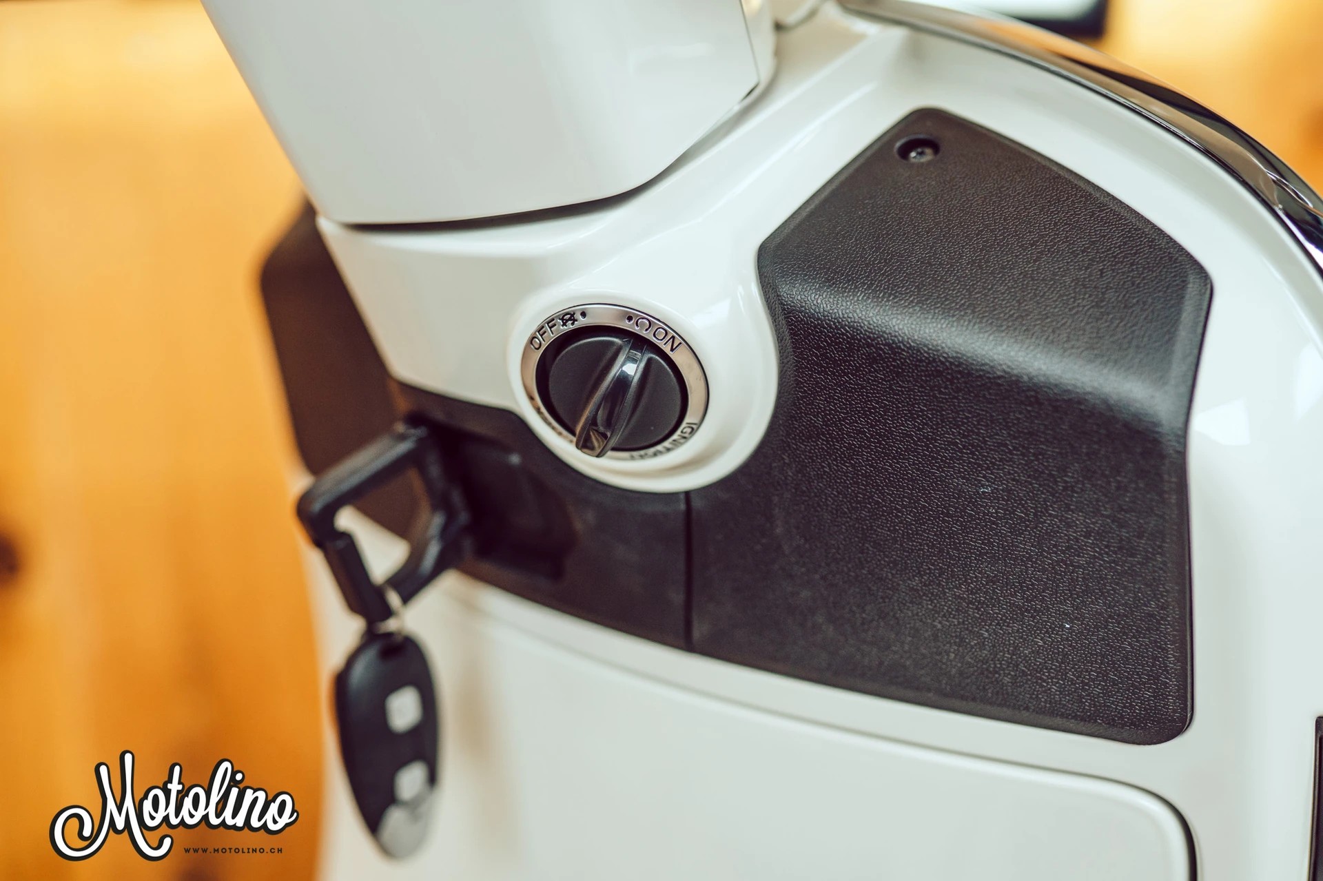 PIAGGIO Vespa GTS 125 Super RST Euro 5+-image-13