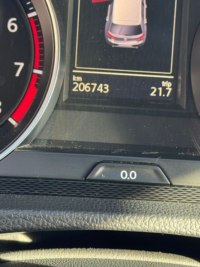 VW Golf VII 2.0 TSI GTI Performance DSG-image-12