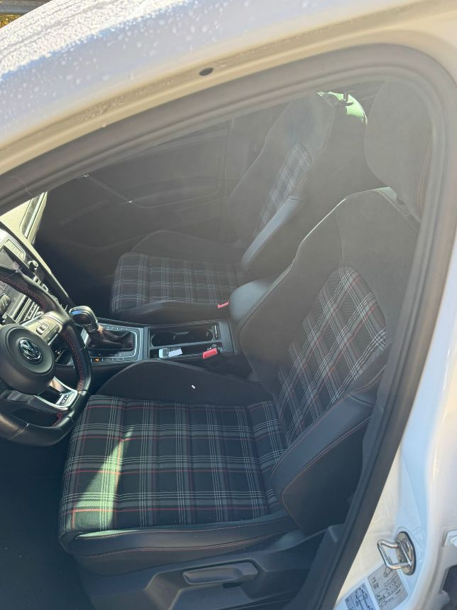 VW Golf VII 2.0 TSI GTI Performance DSG-image-10