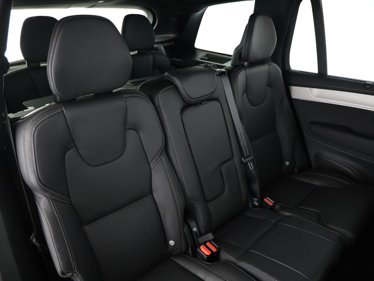 VOLVO XC90 2.0 T8 TE Black Edition eAWD-image-10