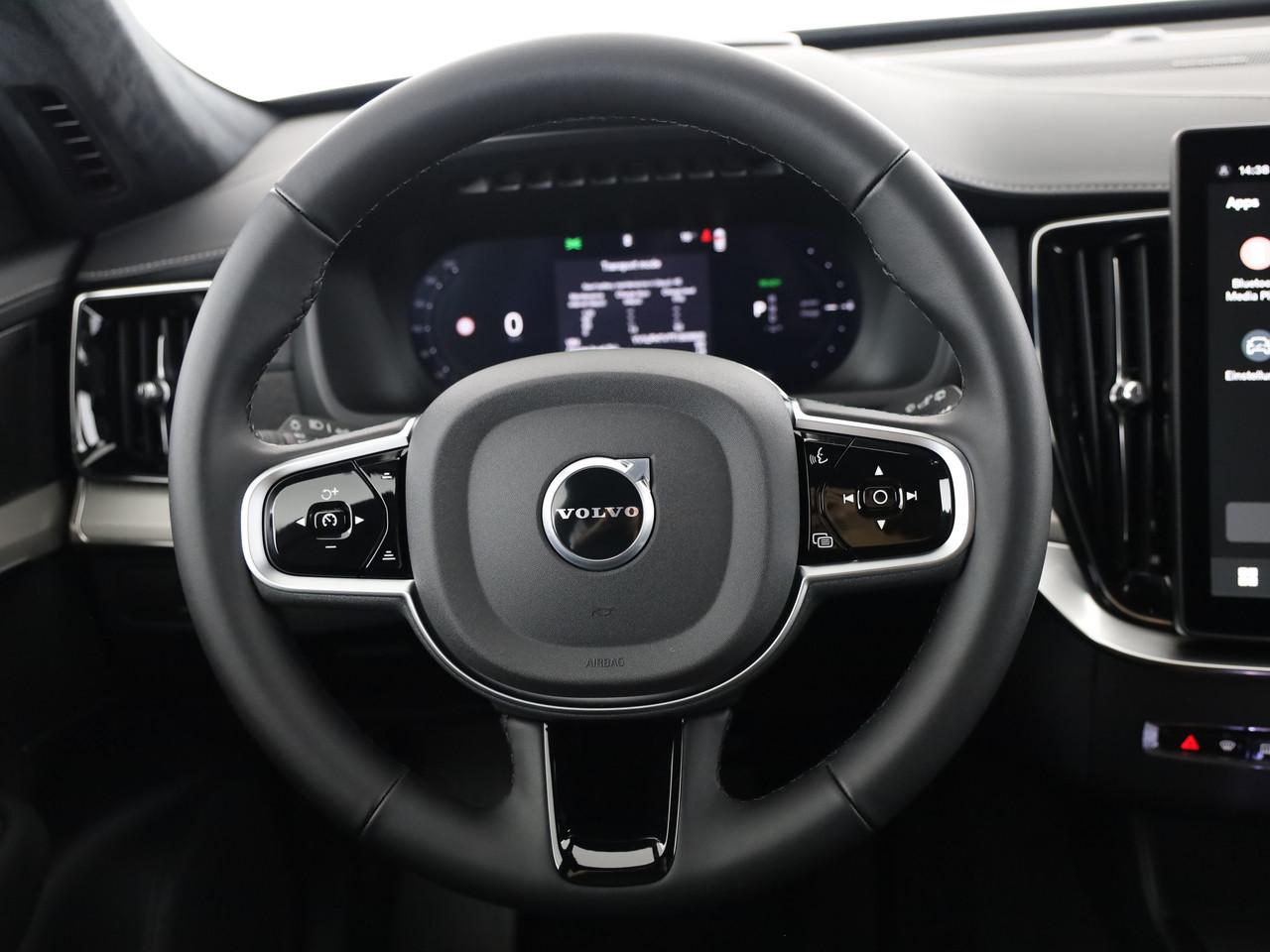 VOLVO XC90 2.0 T8 TE Black Edition eAWD-image-10