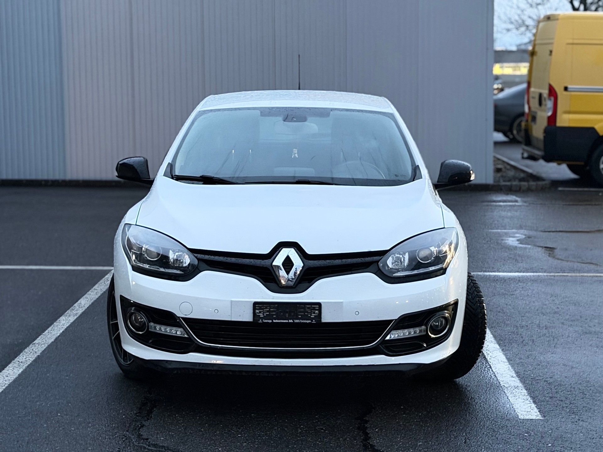 RENAULT Mégane 1.2 16V Turbo Bose-image-1