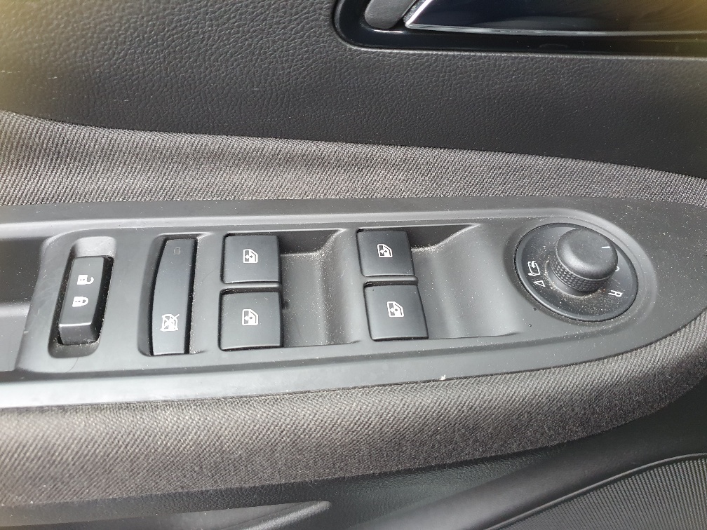 OPEL Mokka X 1.4i 16V Turbo Excellence 4WD-image-11