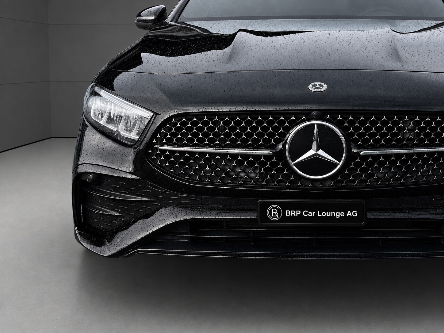 MERCEDES-BENZ A 180d * FACELIFT * AMG Line *