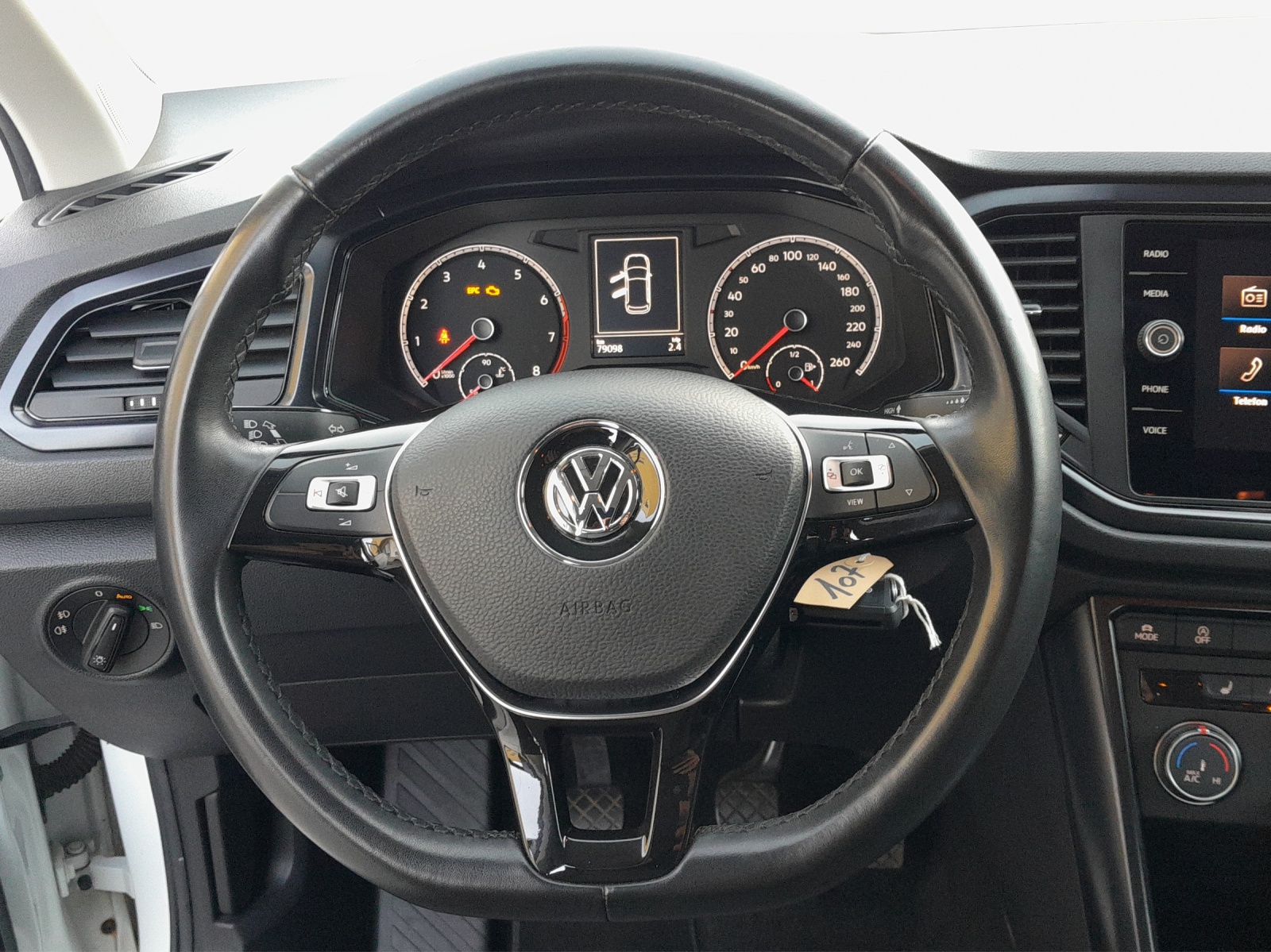 VW T-Roc 1.0 TSI-image-9