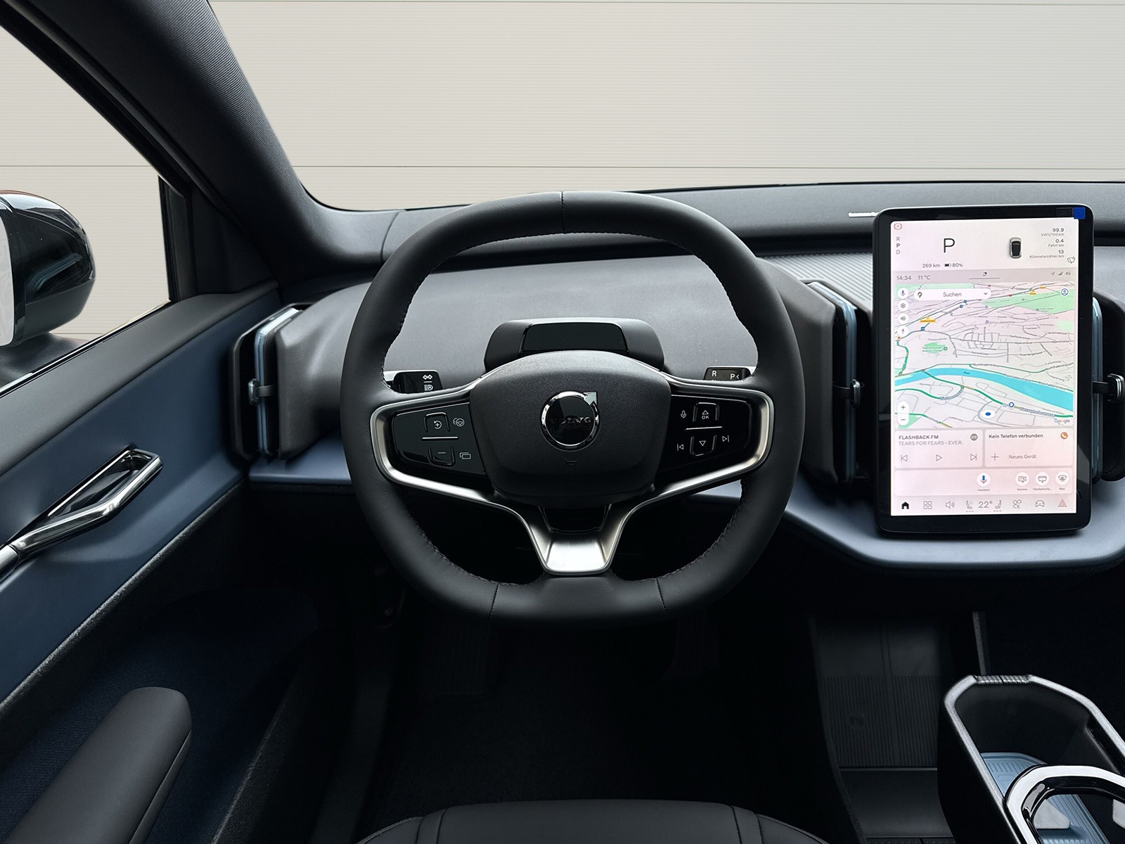 VOLVO EX30 E60 Twin Ultra Performance AWD-image-12