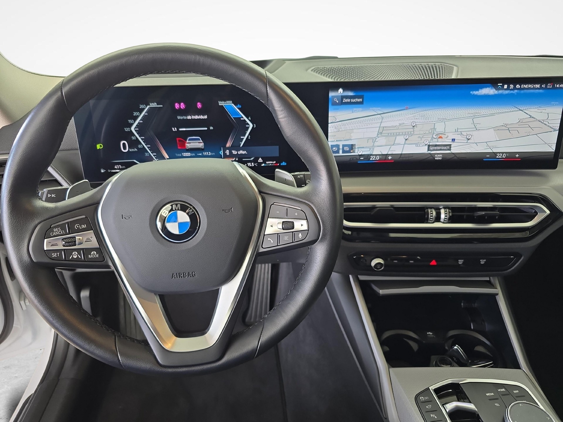 BMW 320d xDrive SAG Touring-image-12