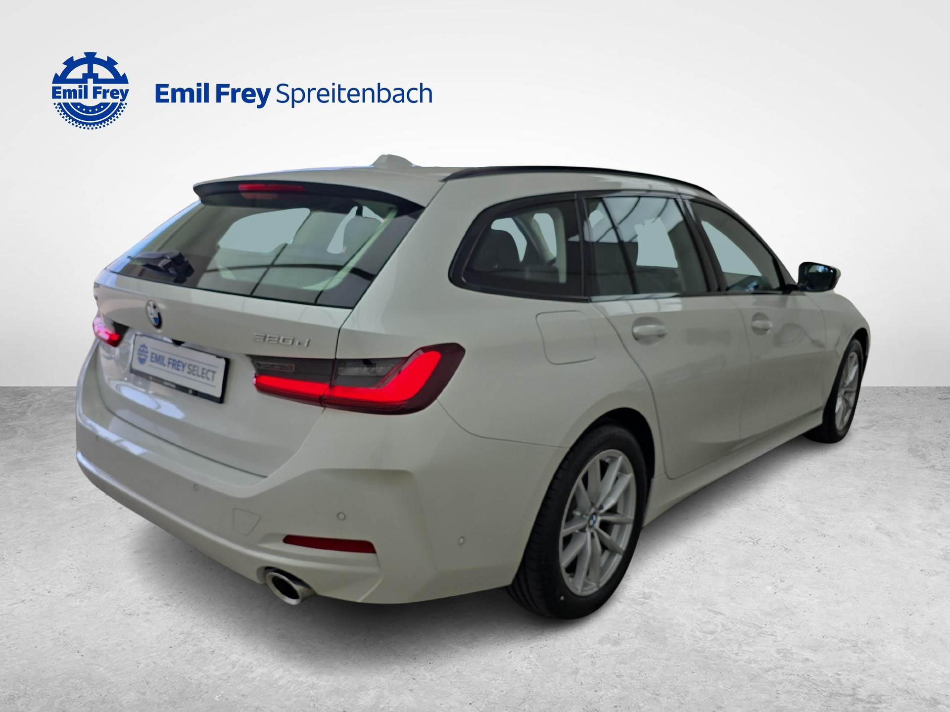 BMW 320d xDrive SAG Touring-image-4