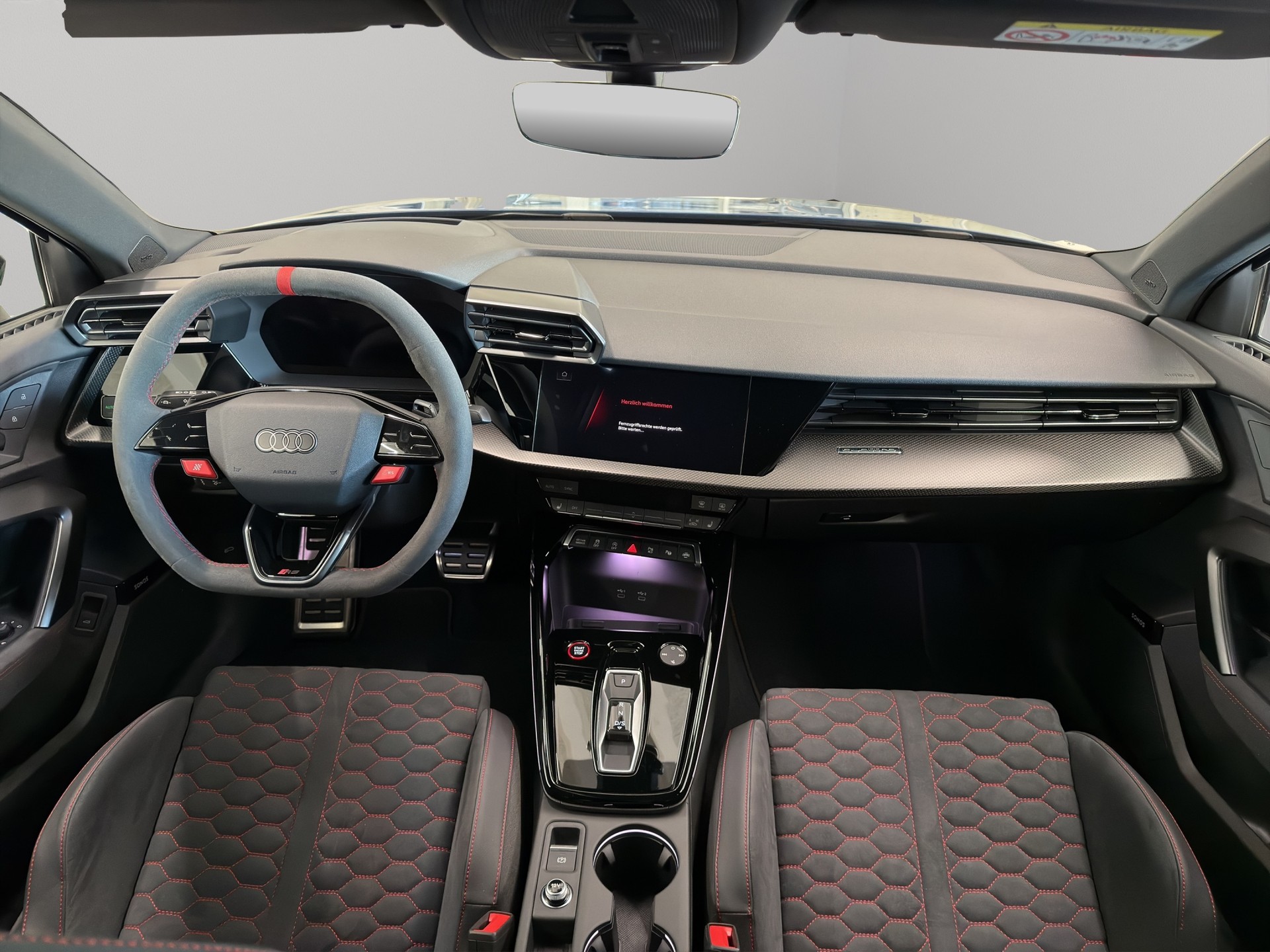 AUDI RS3 Limousine 2.5 TSI quattro S-tronic MTM-Umbau-image-14