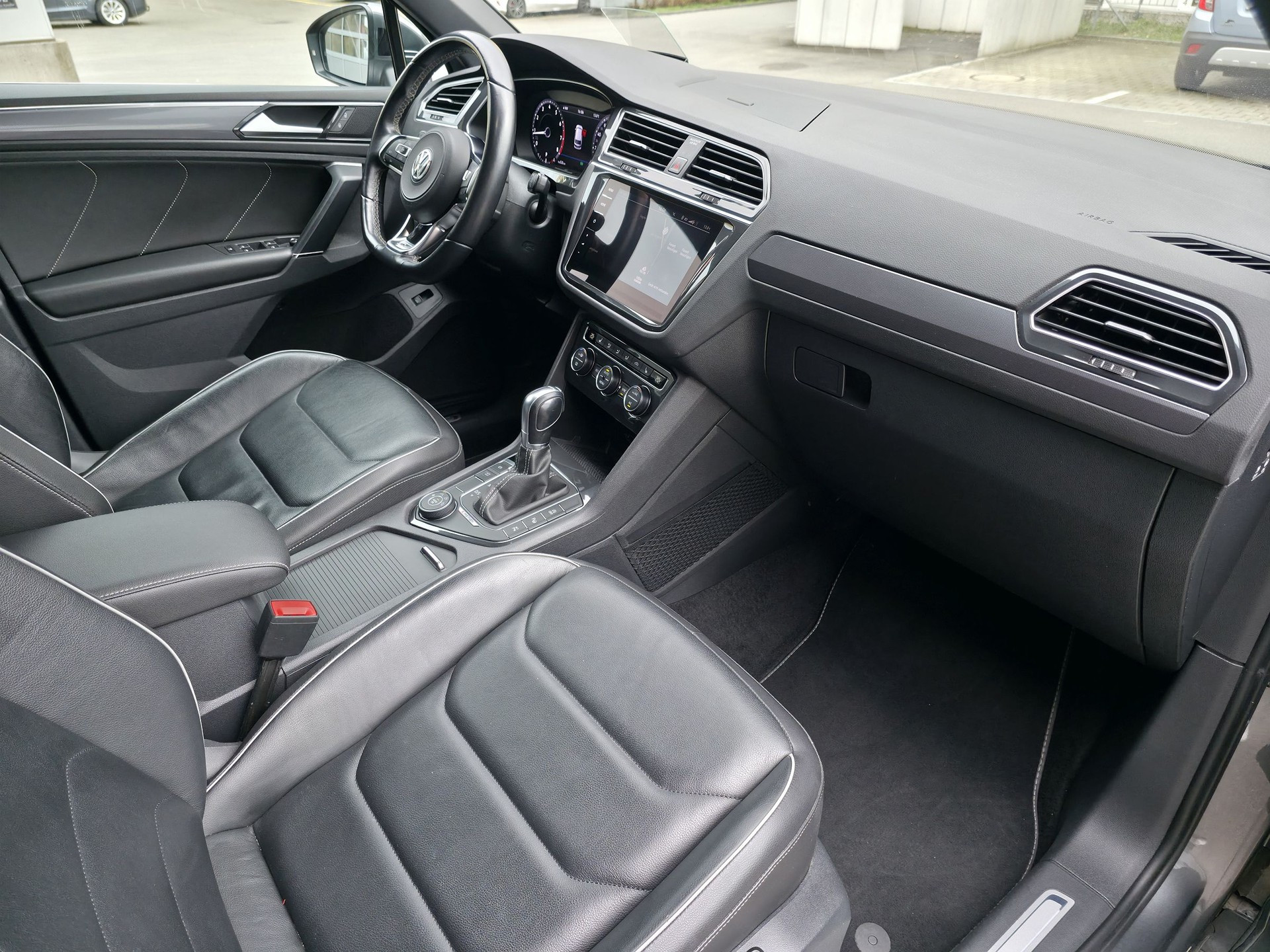 VW Tiguan 2.0 TSI R-Line HighLine DGS 4Motion ABT-image-14