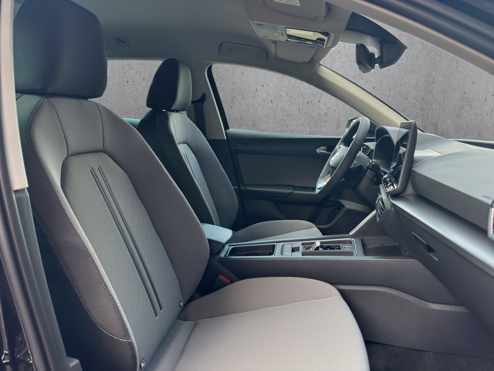 SEAT Leon ST 1.5 eTSI mHEV DSG Style-image-9