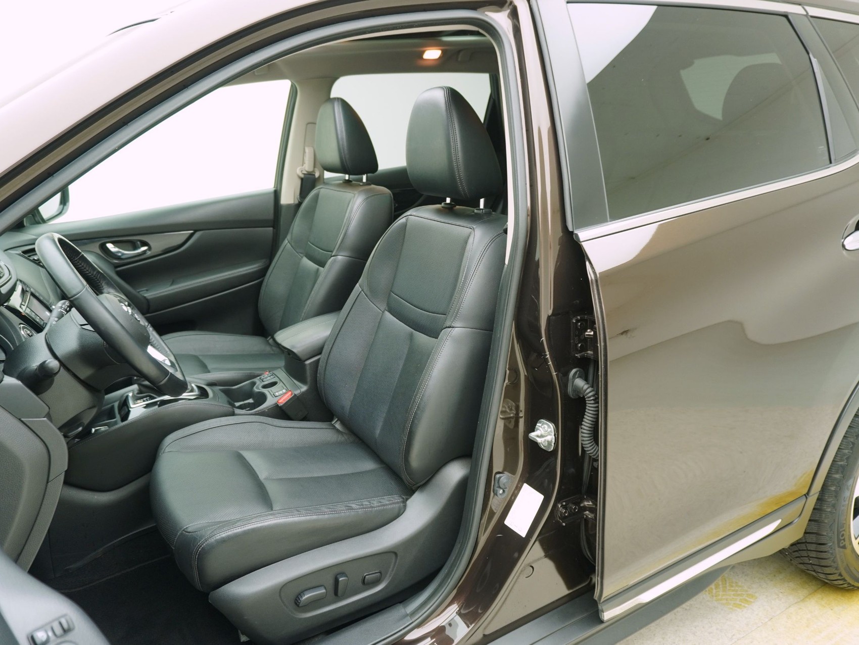 NISSAN X-Trail 1.3 DIG-T Tekna-image-9