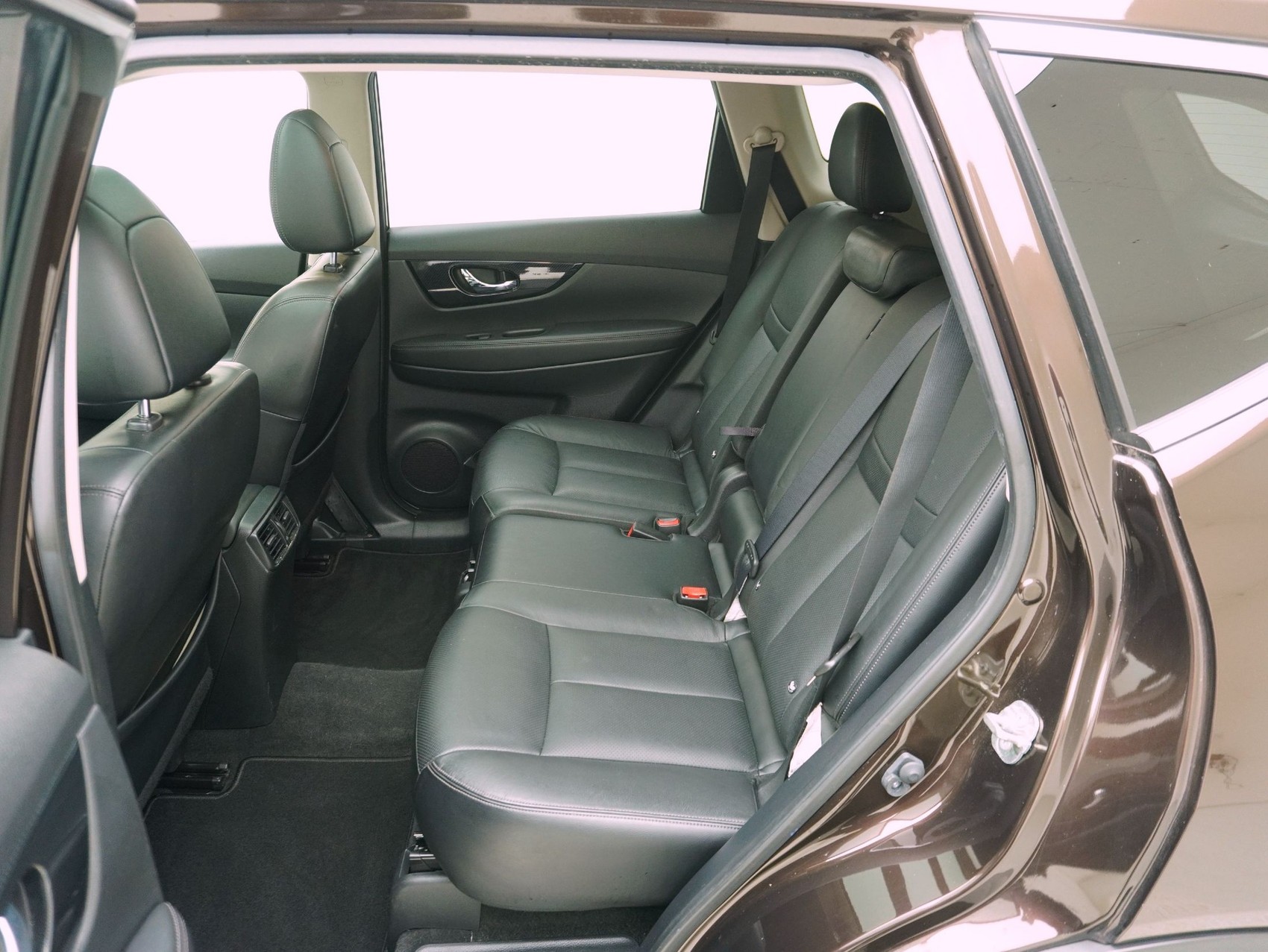 NISSAN X-Trail 1.3 DIG-T Tekna-image-11