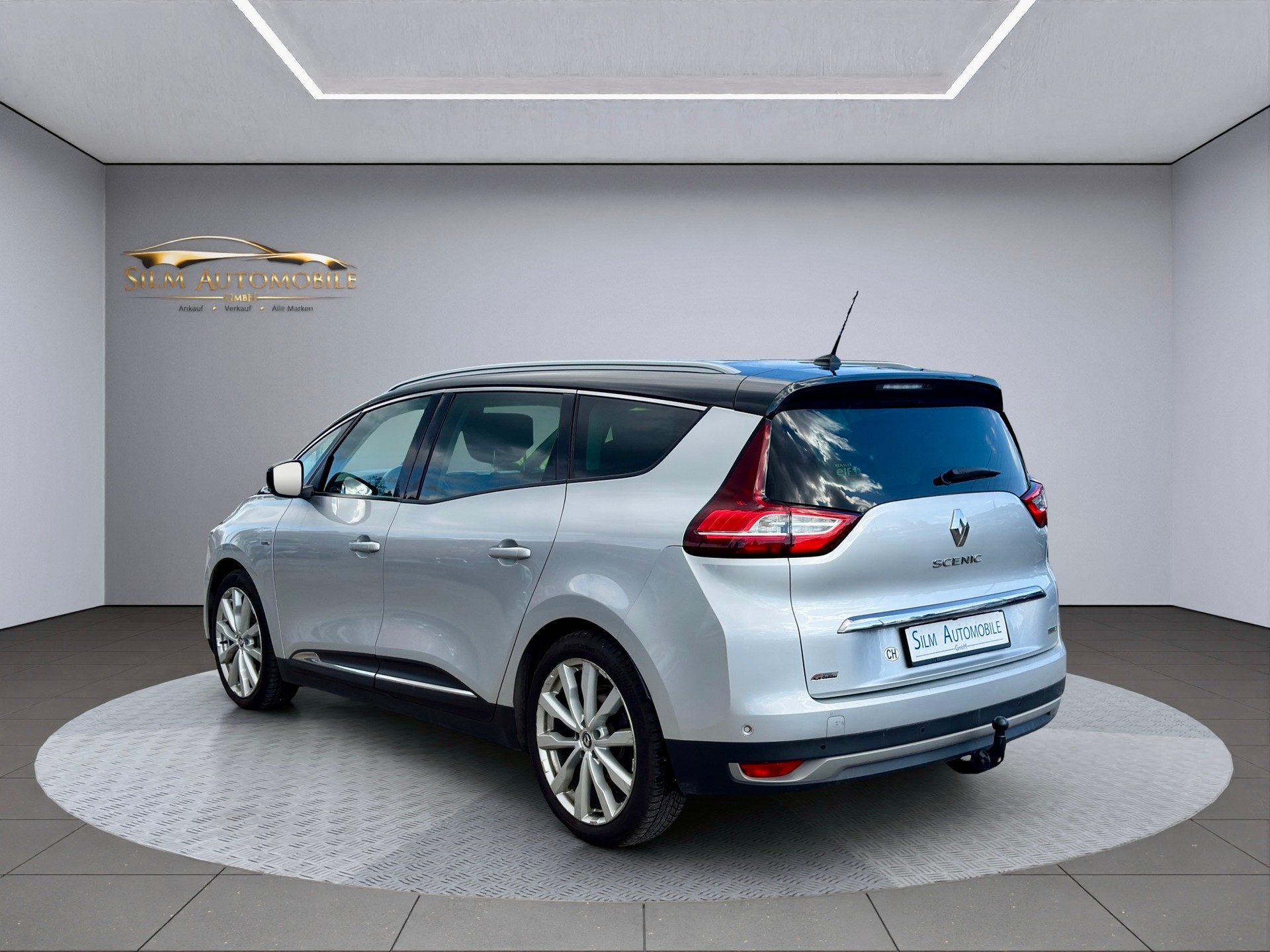 RENAULT Grand Scénic 1.5 dCi Initiale Paris EDC 7 Plätze-showroom-element-3