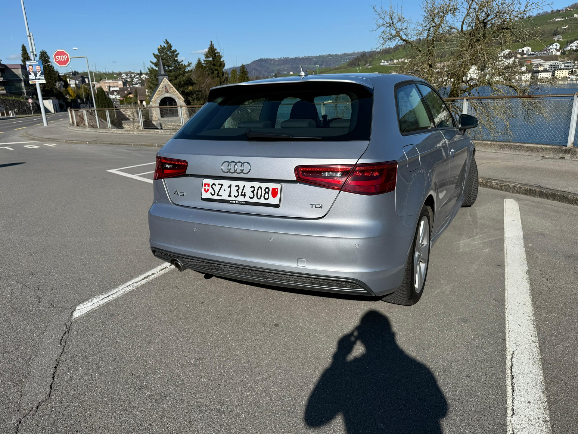 AUDI A3 1.6 TDI Ambition S-tronic-image-2