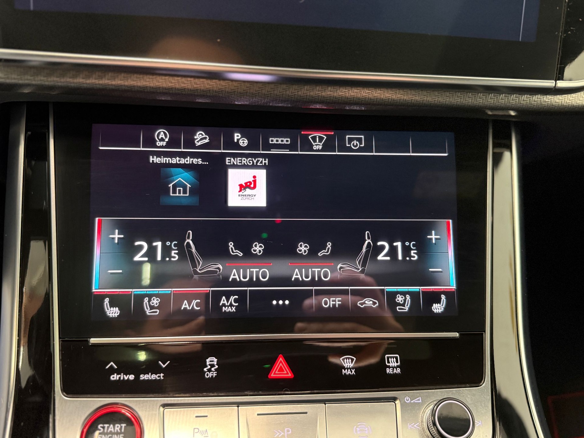 AUDI RSQ8-image-16
