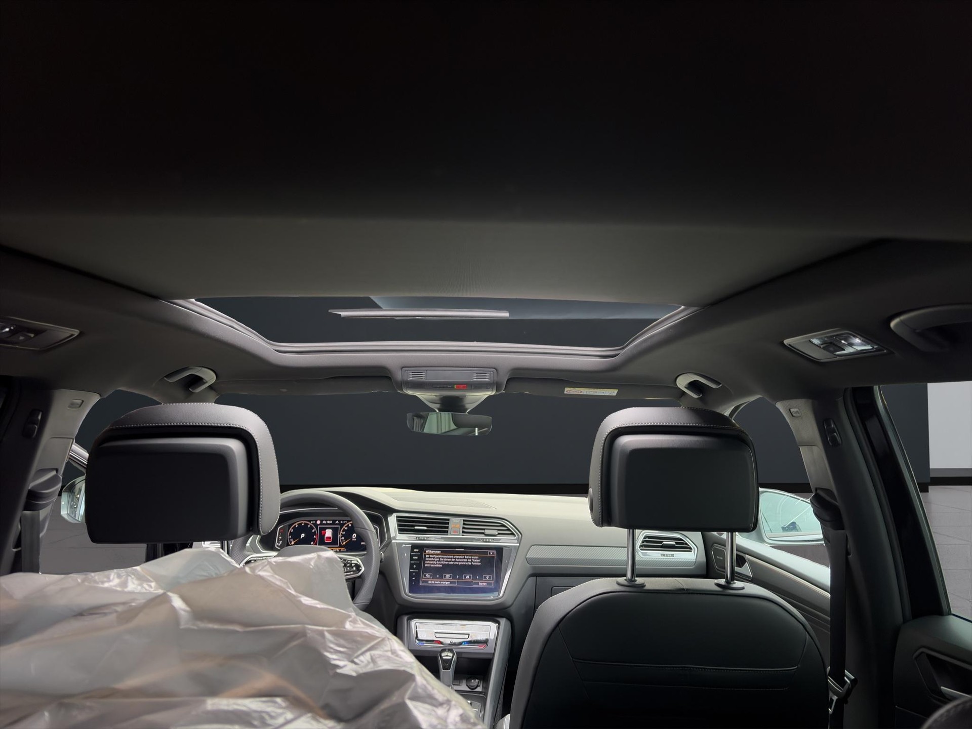 VW Tiguan Allspace 2.0 TSI R-Line DSG-image-7